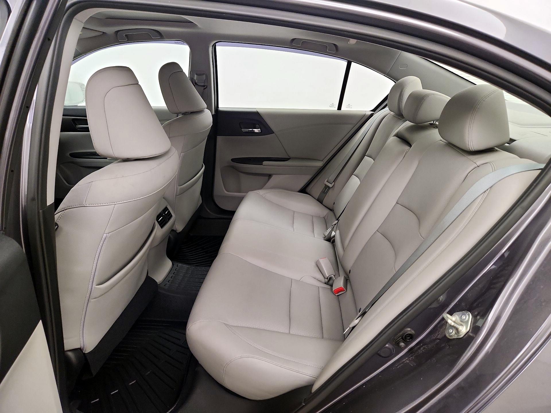 Thumbnail: 2015 Honda Accord - 20