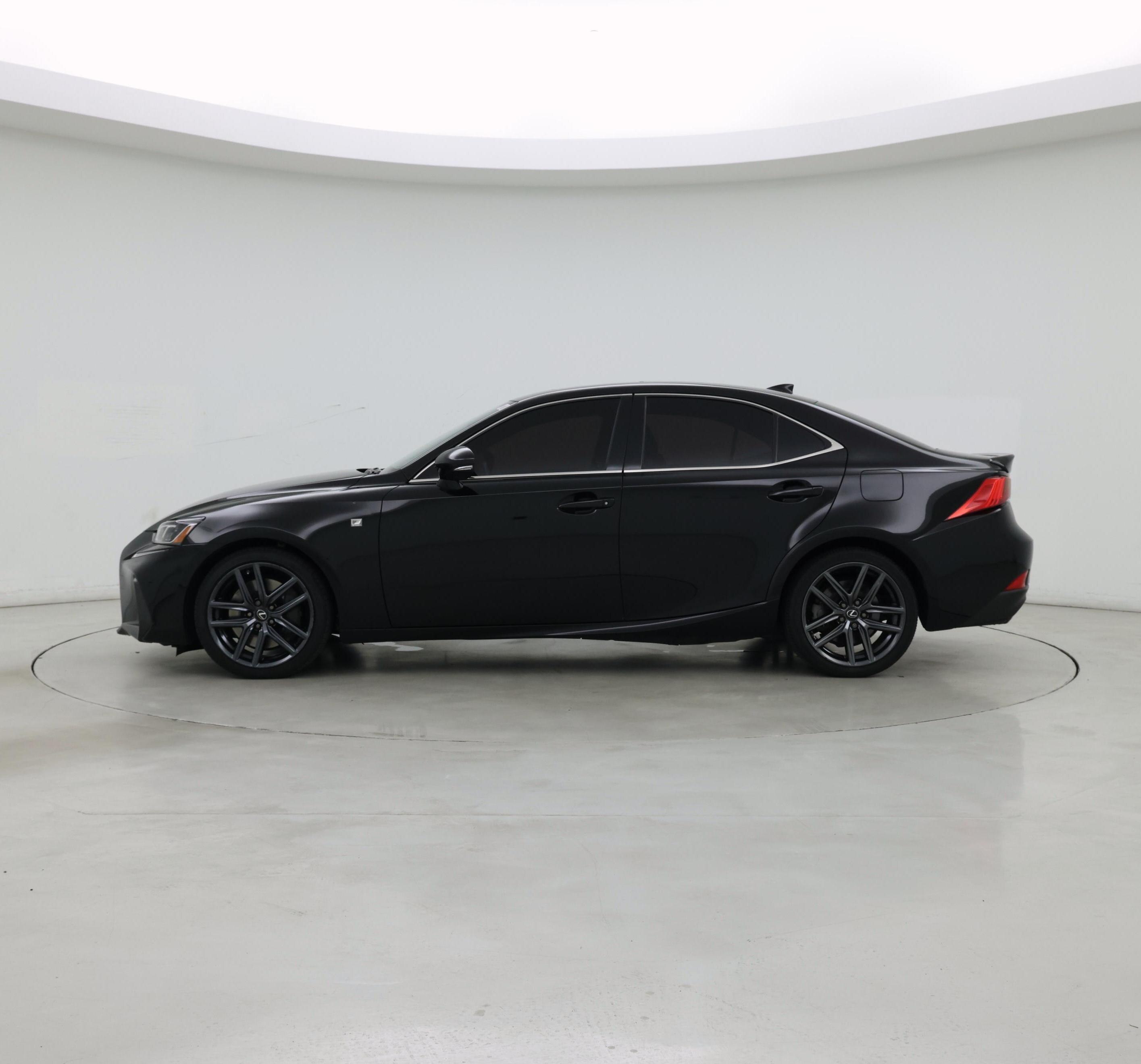 Thumbnail: 2020 Lexus IS - 3
