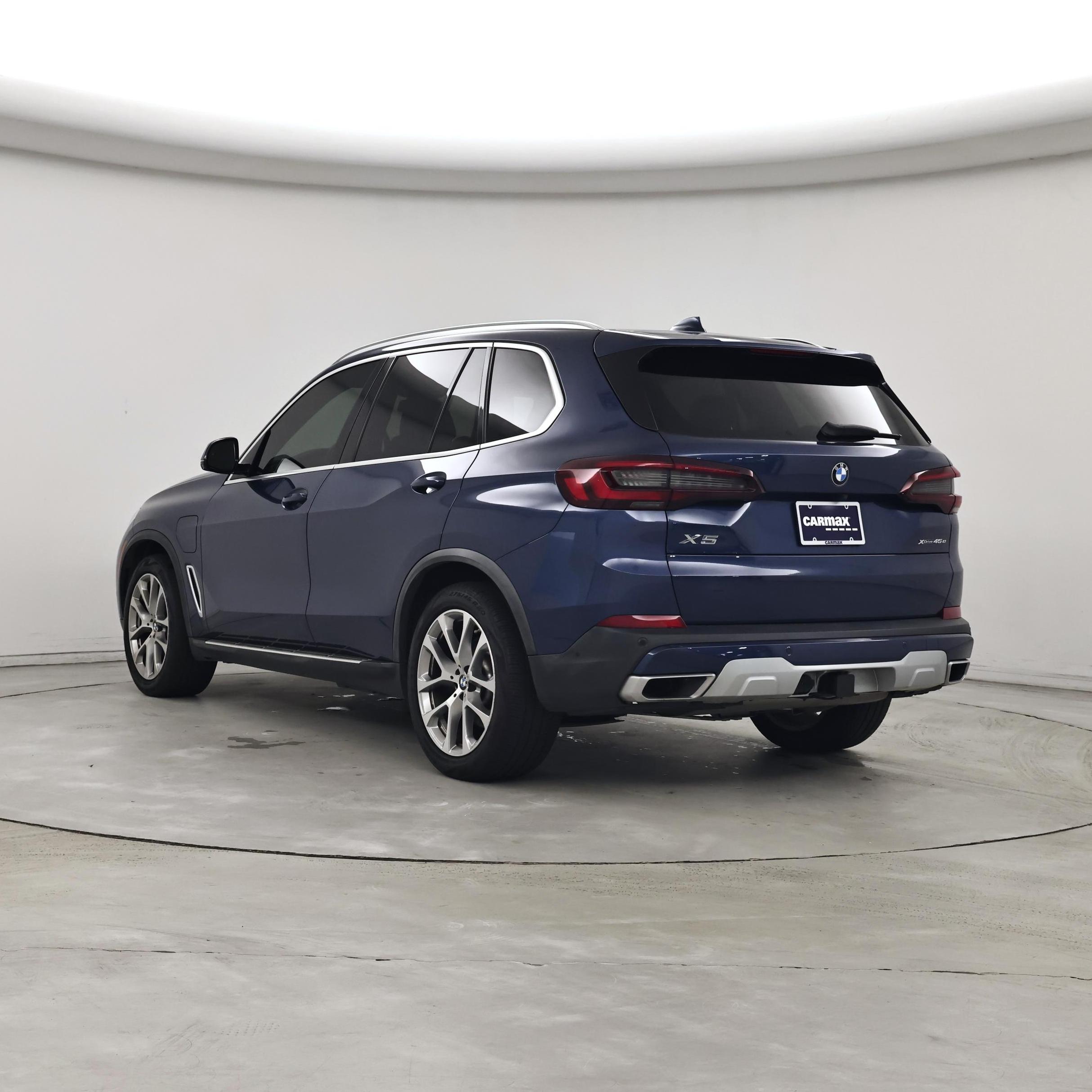 Thumbnail: 2021 BMW X5 - 2