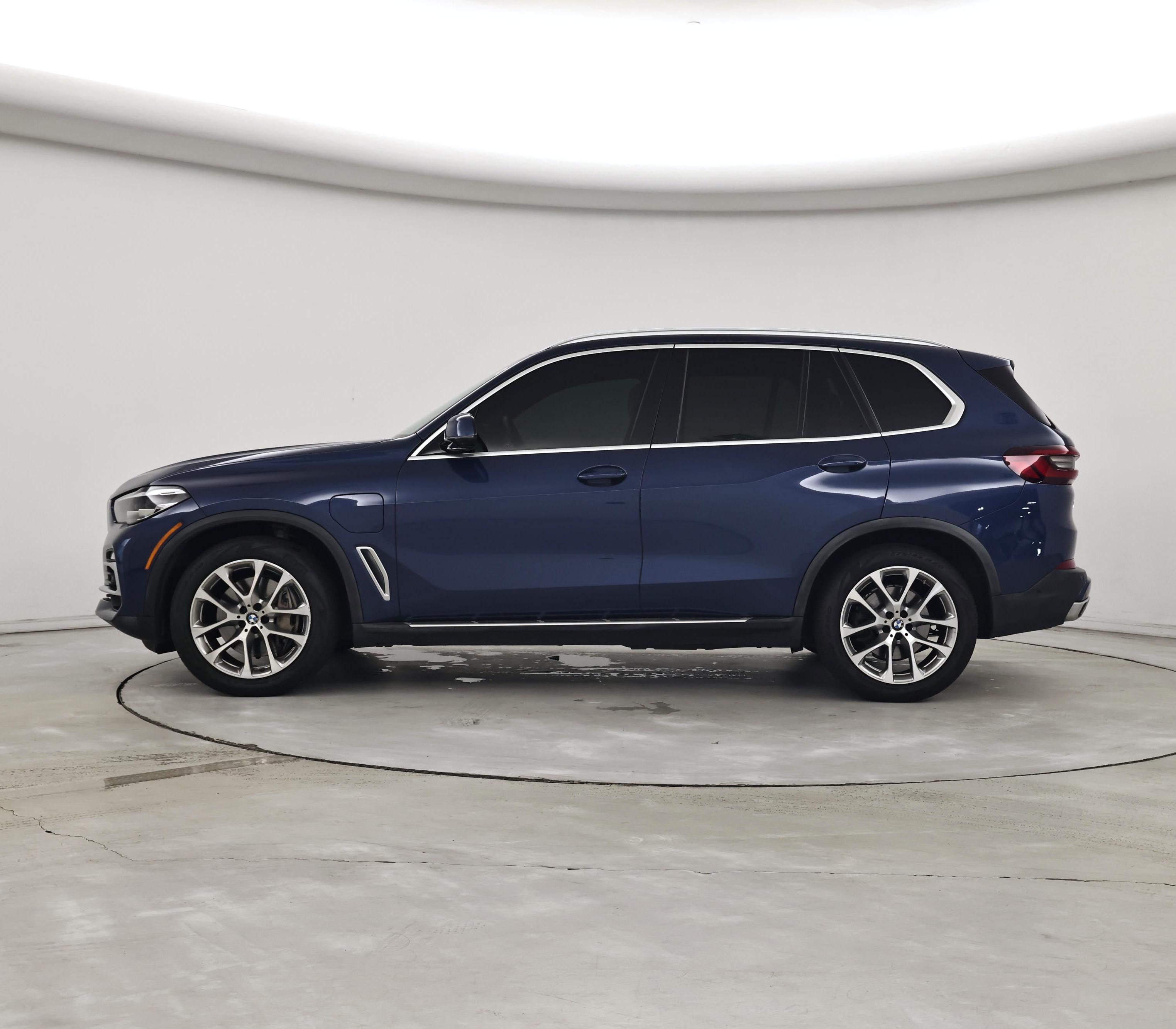 Thumbnail: 2021 BMW X5 - 3