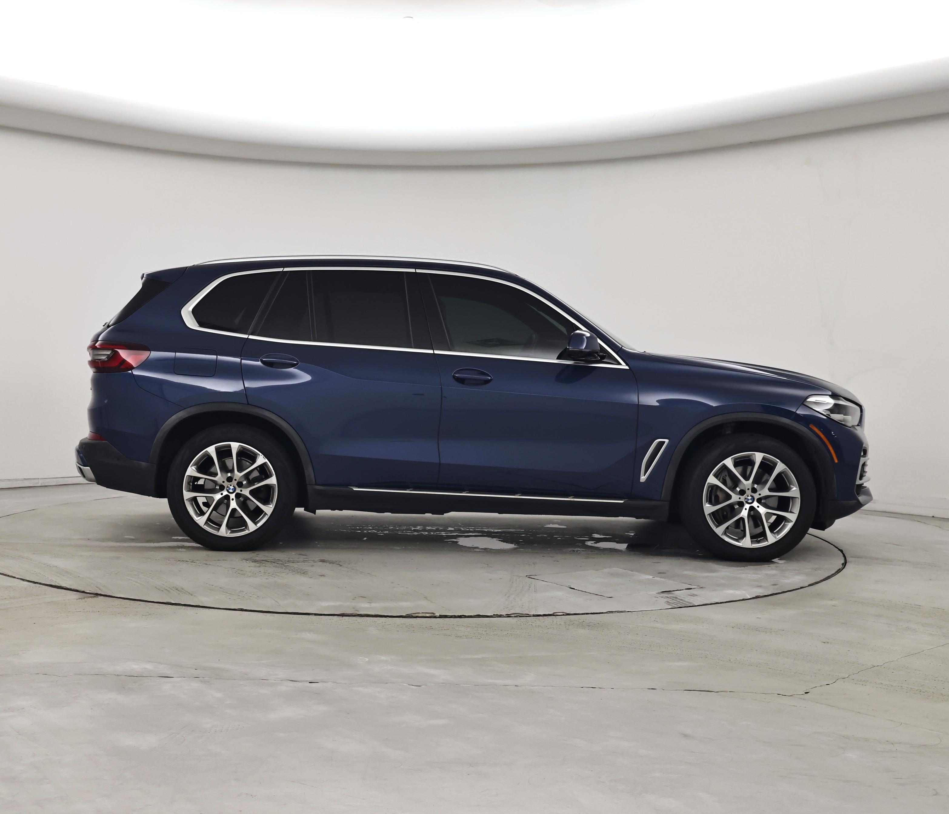 Thumbnail: 2021 BMW X5 - 7