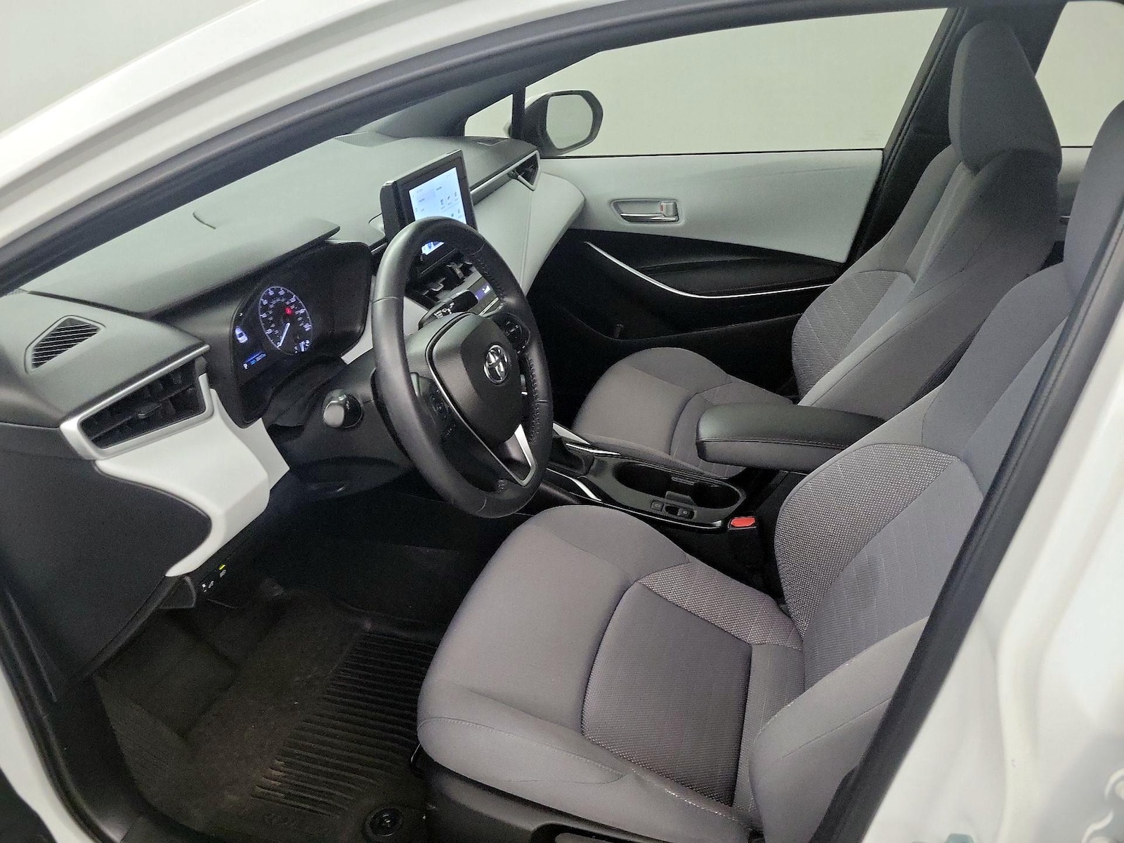 2023 Toyota Corolla SE - Photo 12