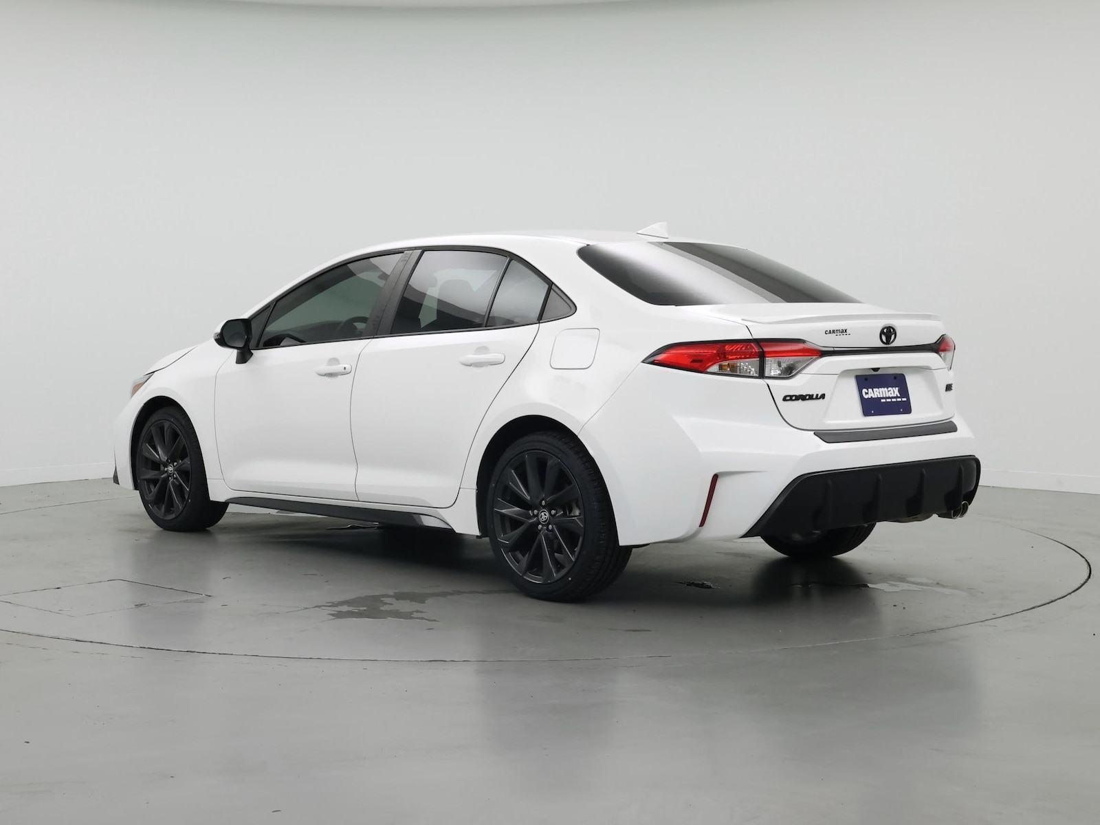 2023 Toyota Corolla SE - Photo 3