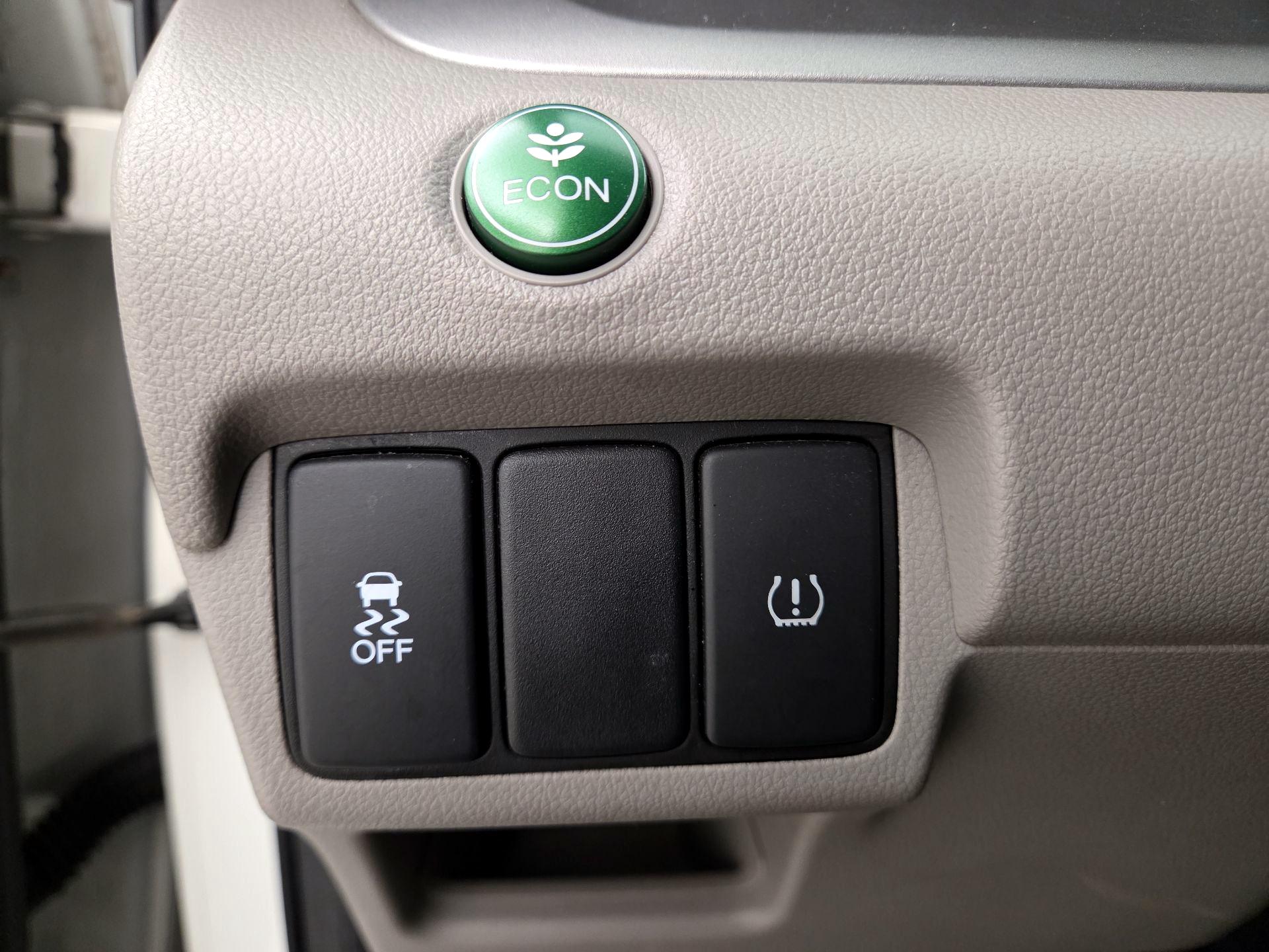 Thumbnail: 2014 Honda CR-V - 13