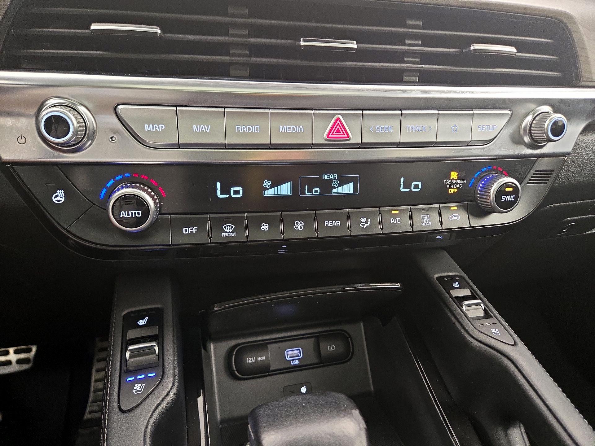 Thumbnail: 2020 Kia Telluride - 17