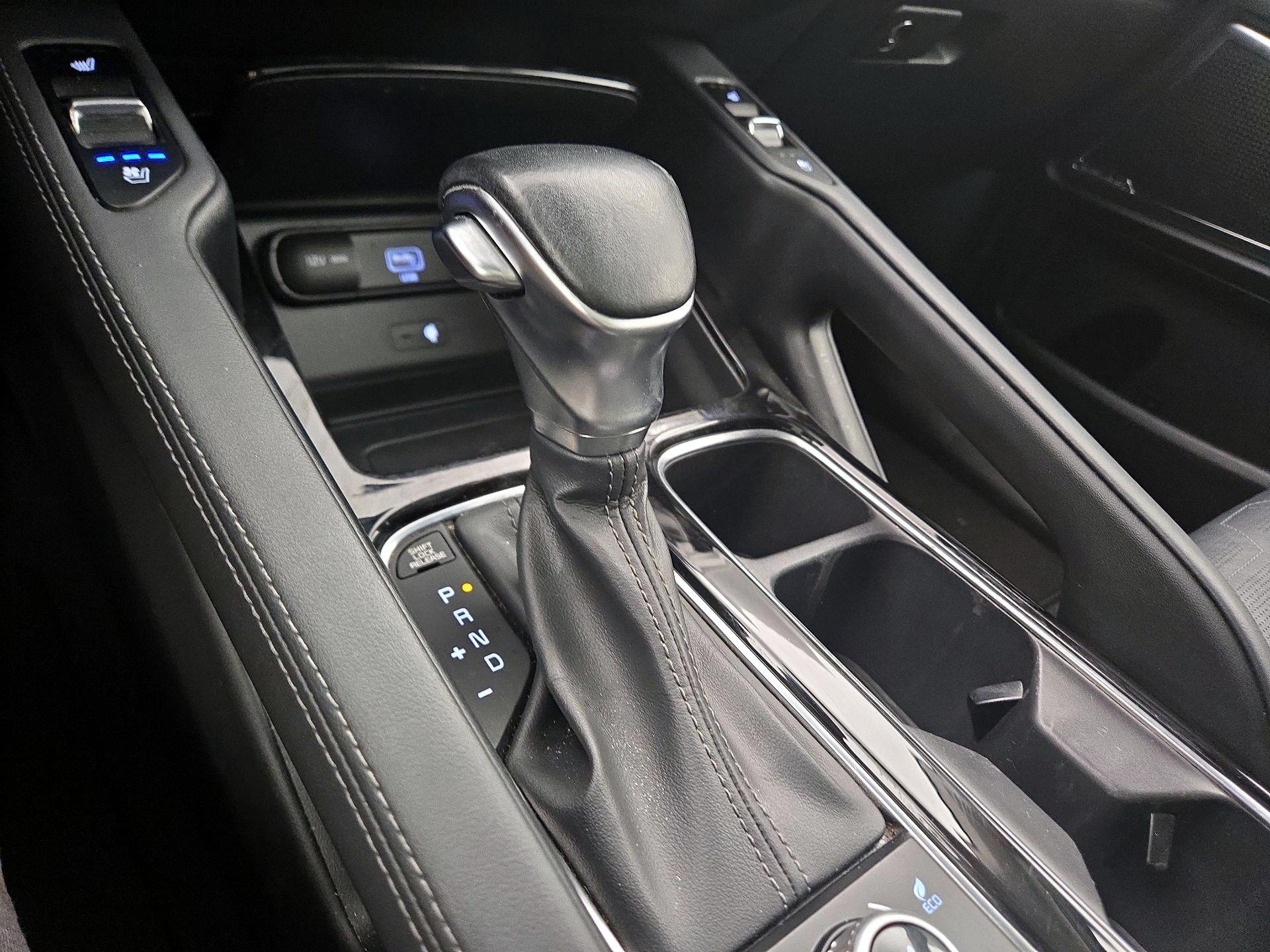 Thumbnail: 2020 Kia Telluride - 18