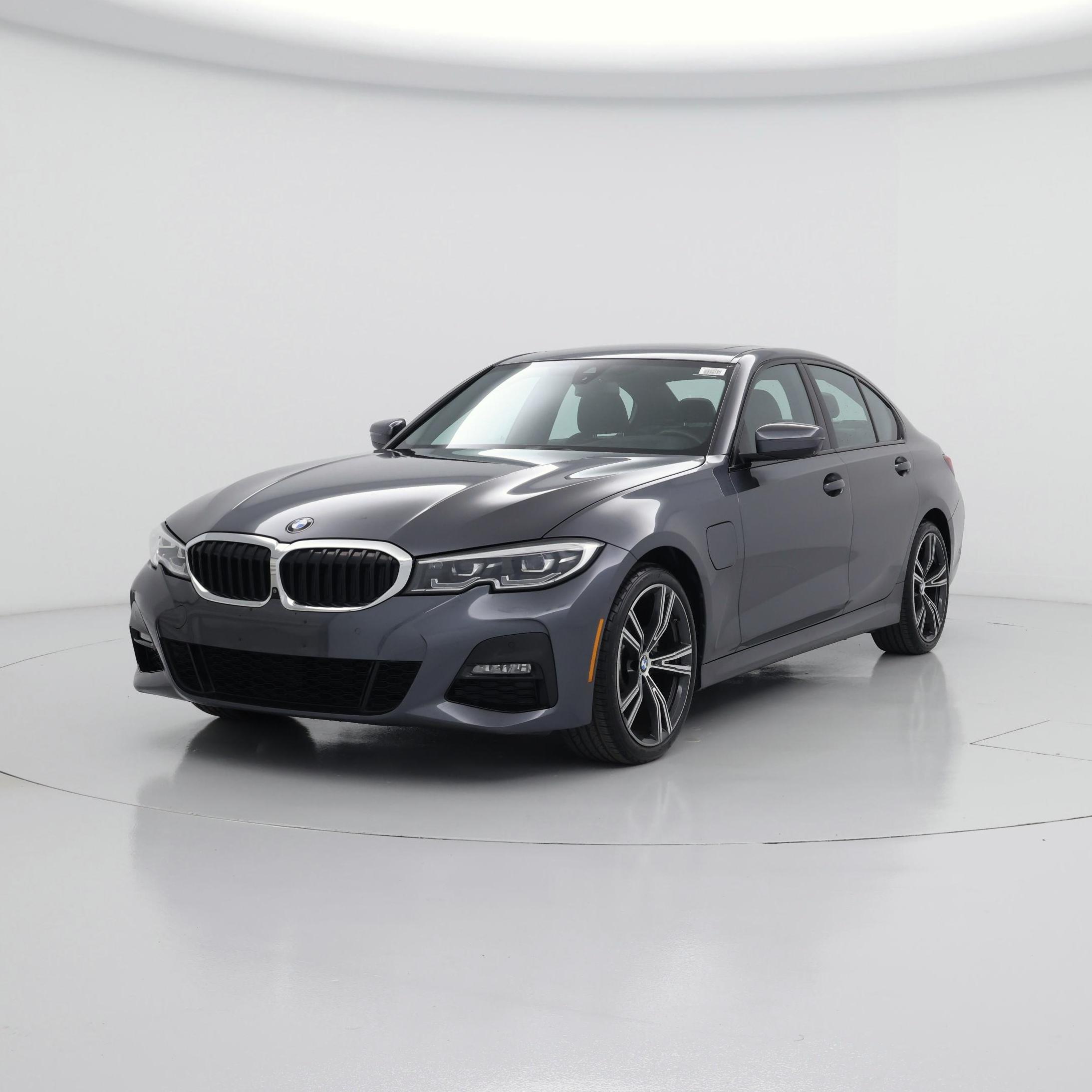 Thumbnail: 2021 BMW 3 Series - 4