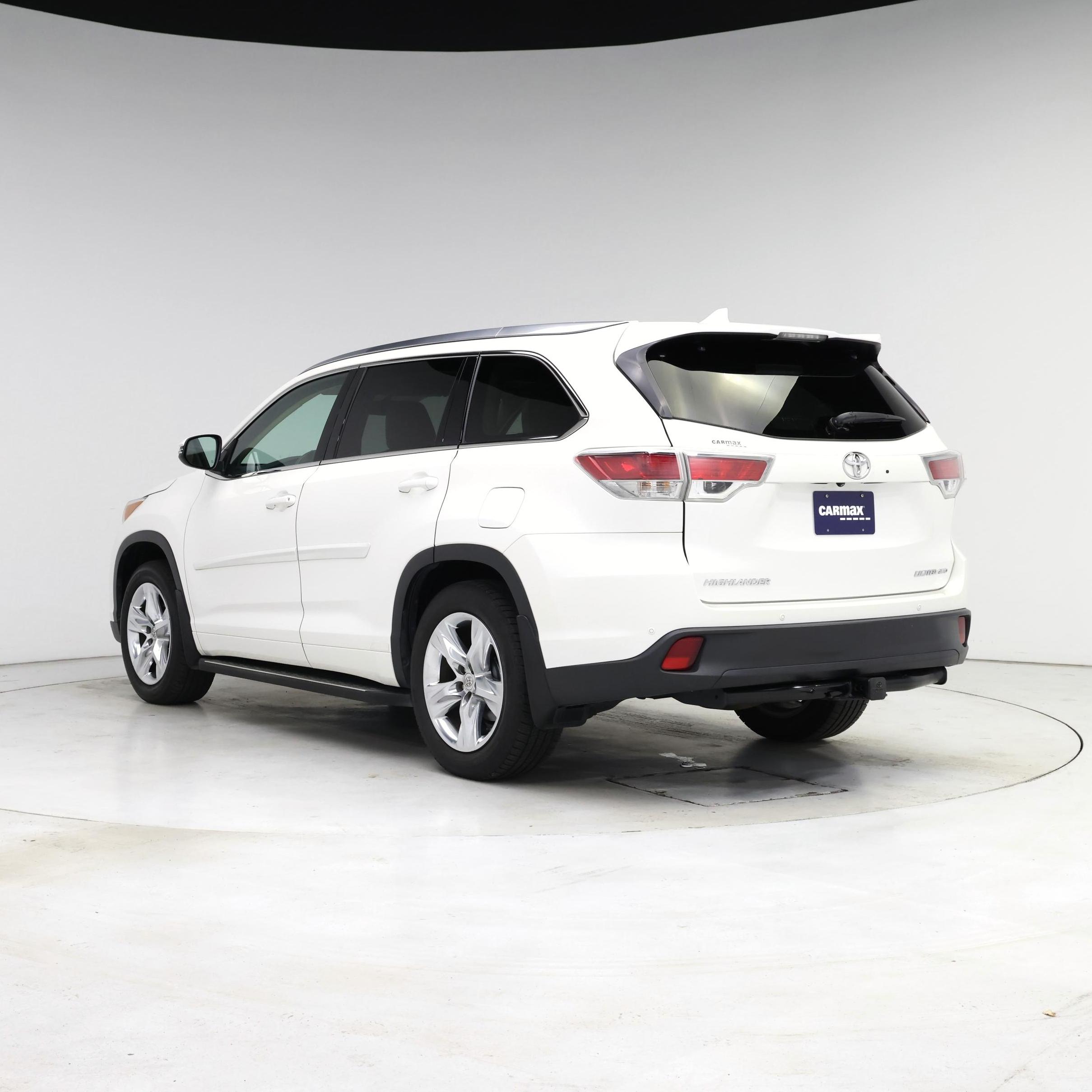 Thumbnail: 2014 Toyota Highlander - 2