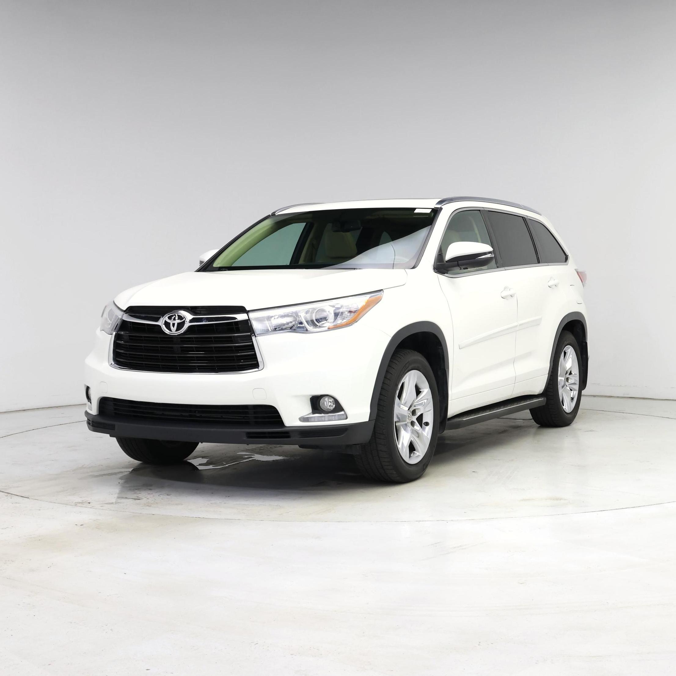 Thumbnail: 2014 Toyota Highlander - 4