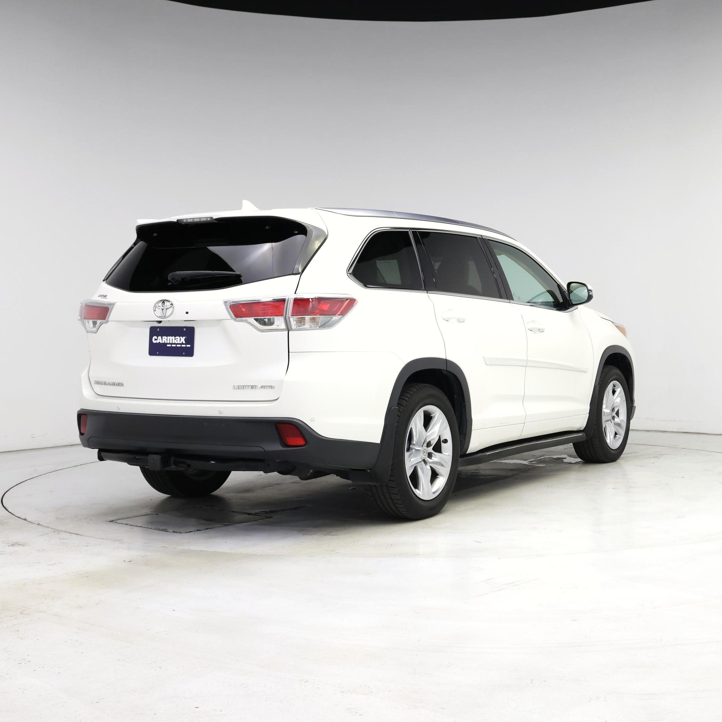 Thumbnail: 2014 Toyota Highlander - 8
