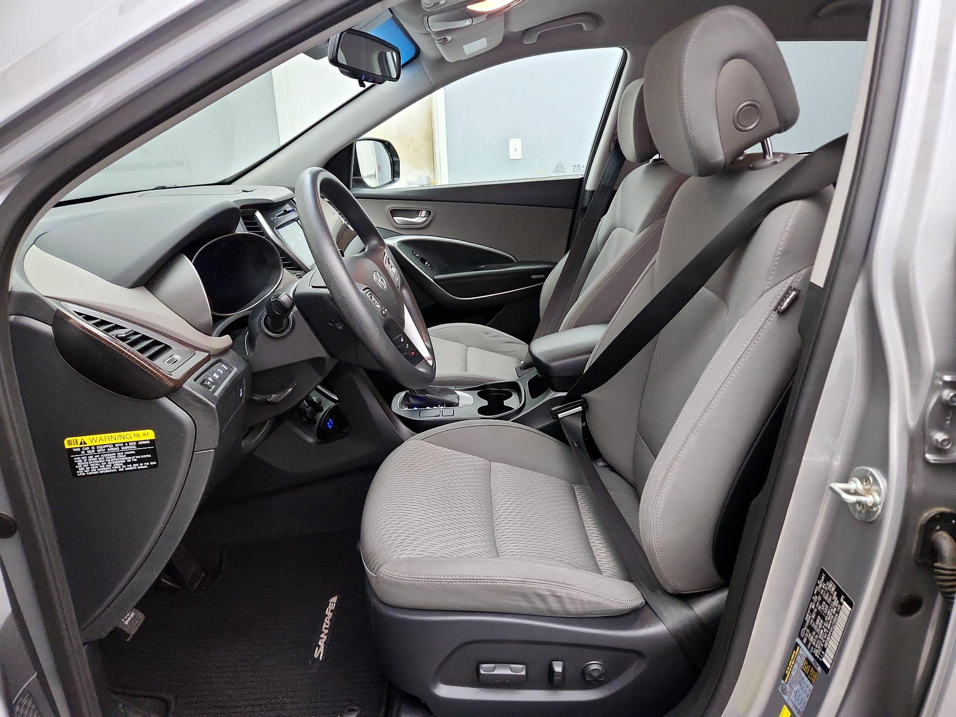 Thumbnail: 2019 Hyundai Santa Fe - 11