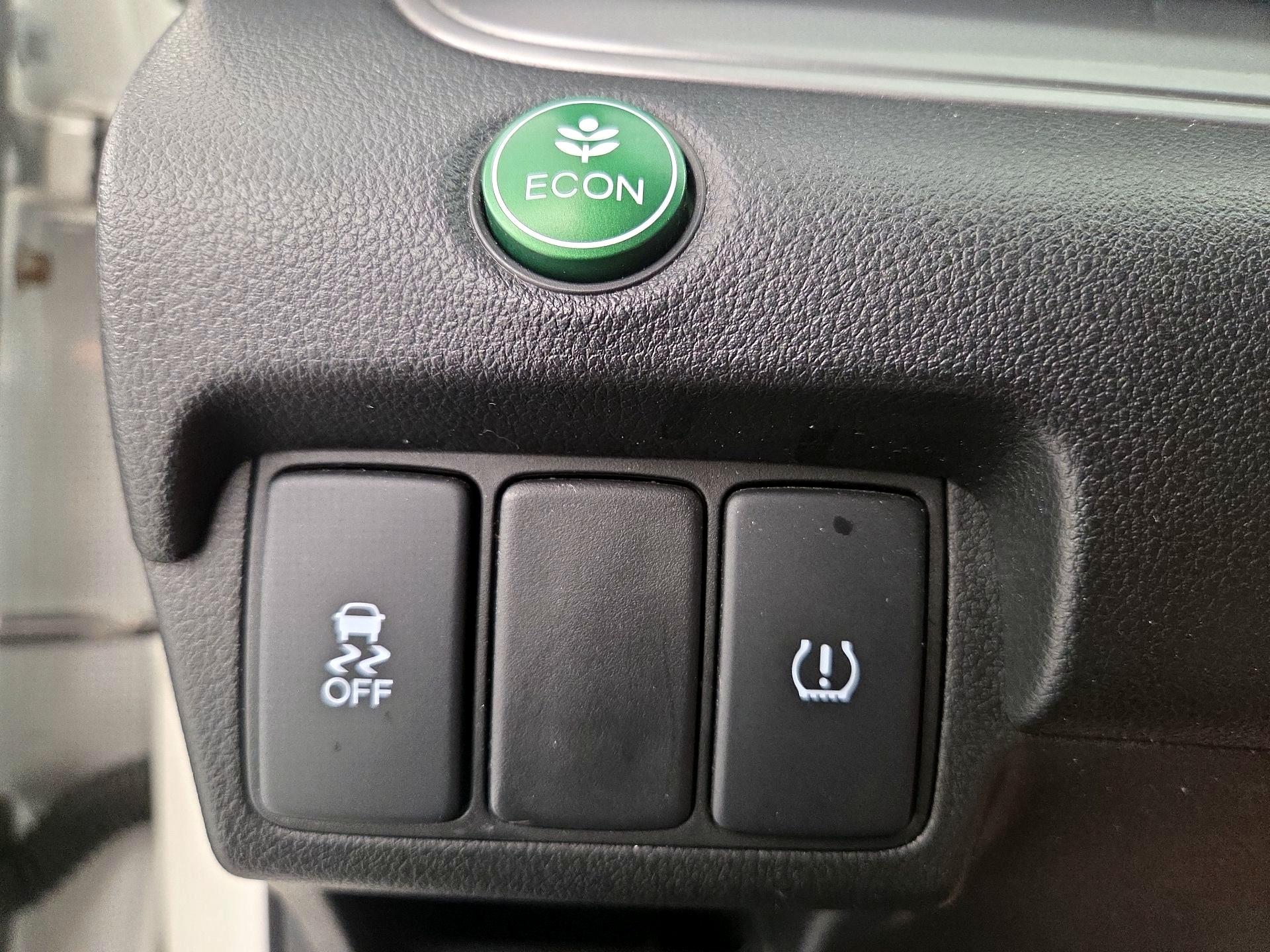 Thumbnail: 2015 Honda CR-V - 13