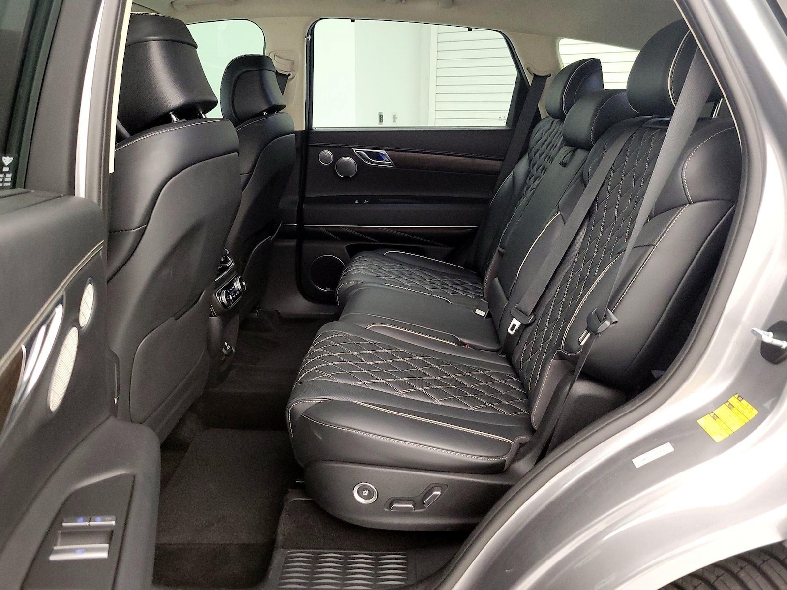 Rear Air Conditioning