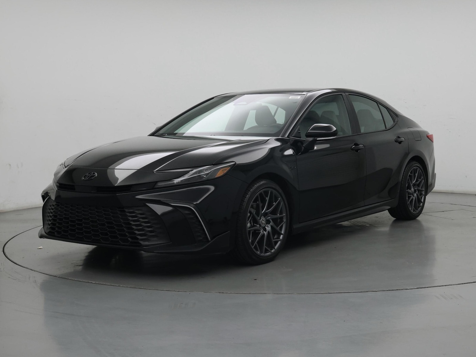 2025 Toyota Camry SE - Photo 5