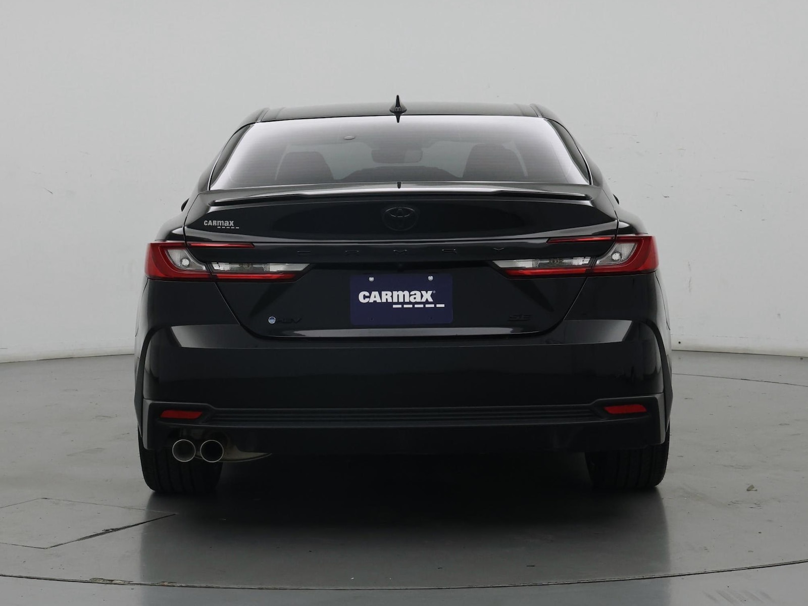2025 Toyota Camry SE - Photo 7