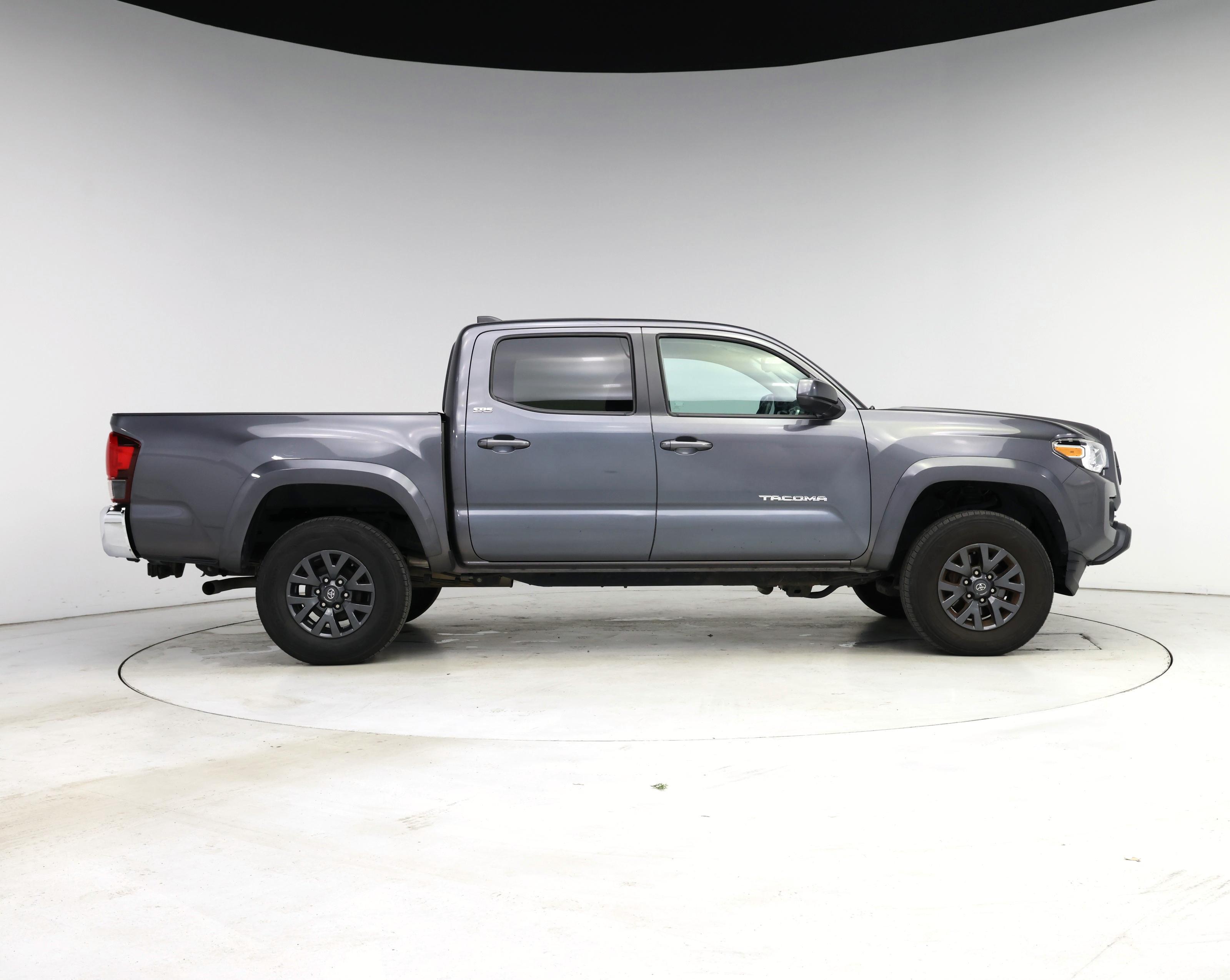 Thumbnail: 2021 Toyota Tacoma - 7