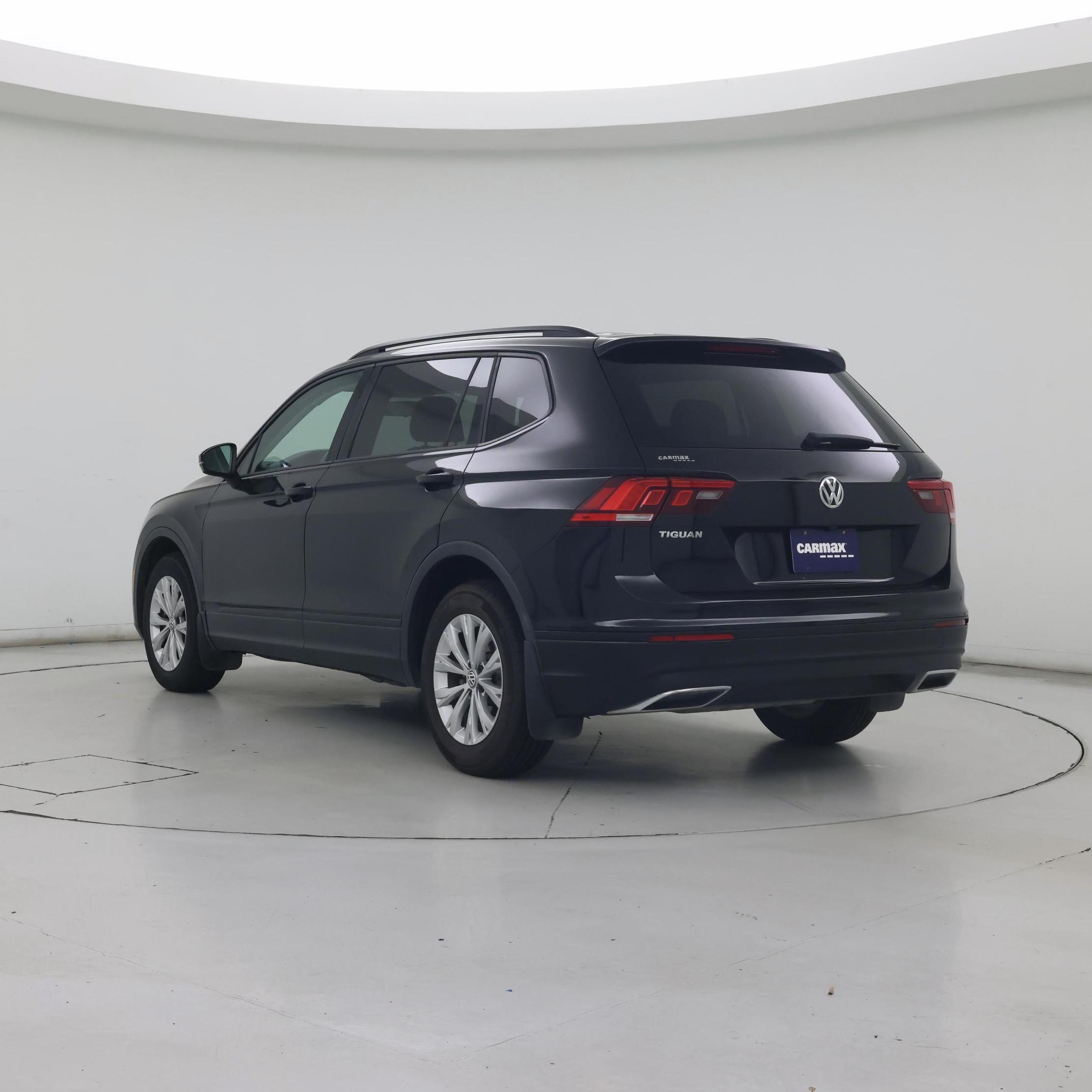 Thumbnail: 2019 Volkswagen Tiguan - 2