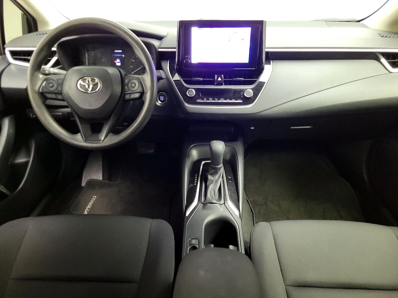 2023 Toyota Corolla LE - Photo 10