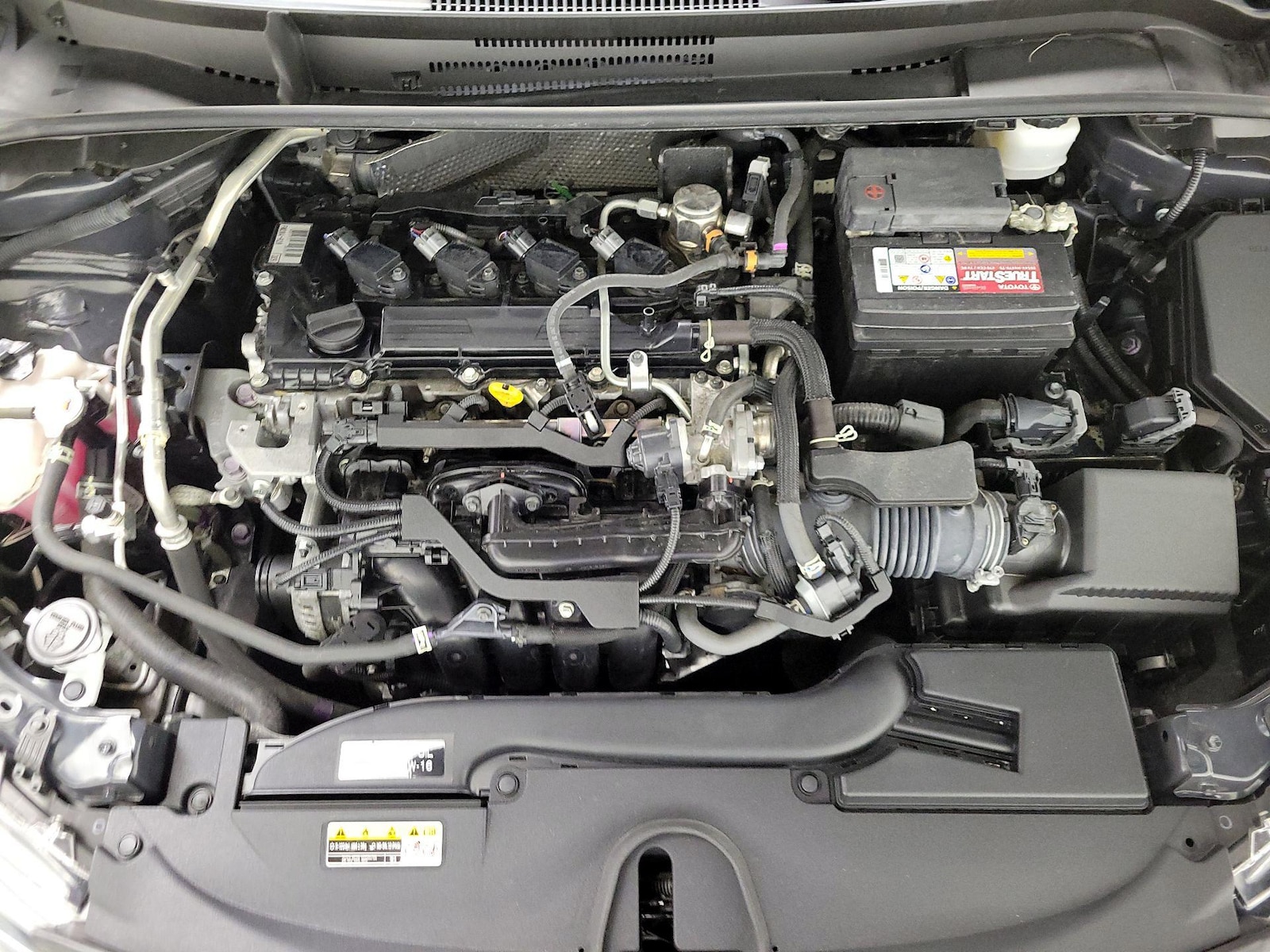 2023 Toyota Corolla LE - Photo 23