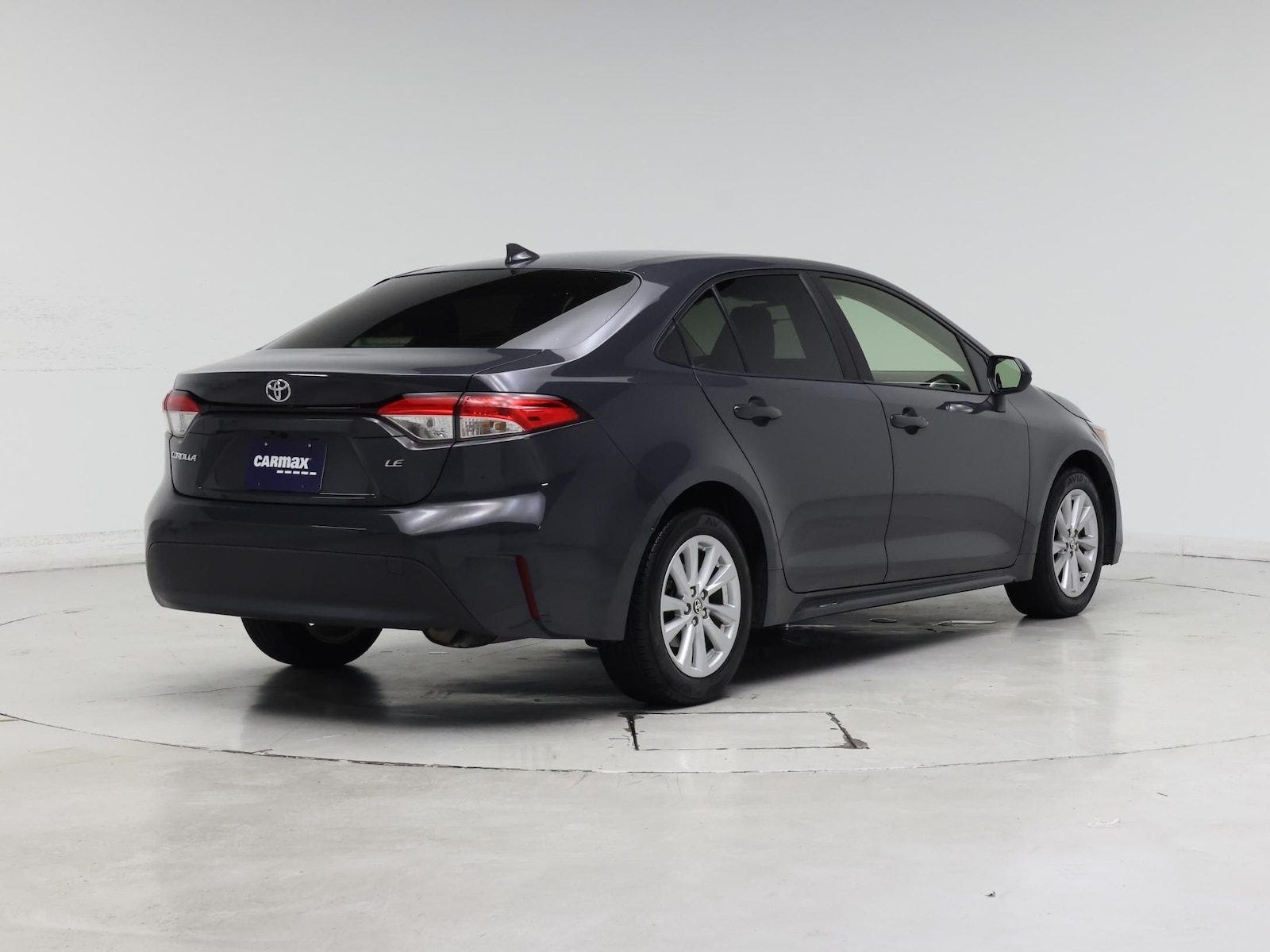 2023 Toyota Corolla LE - Photo 9