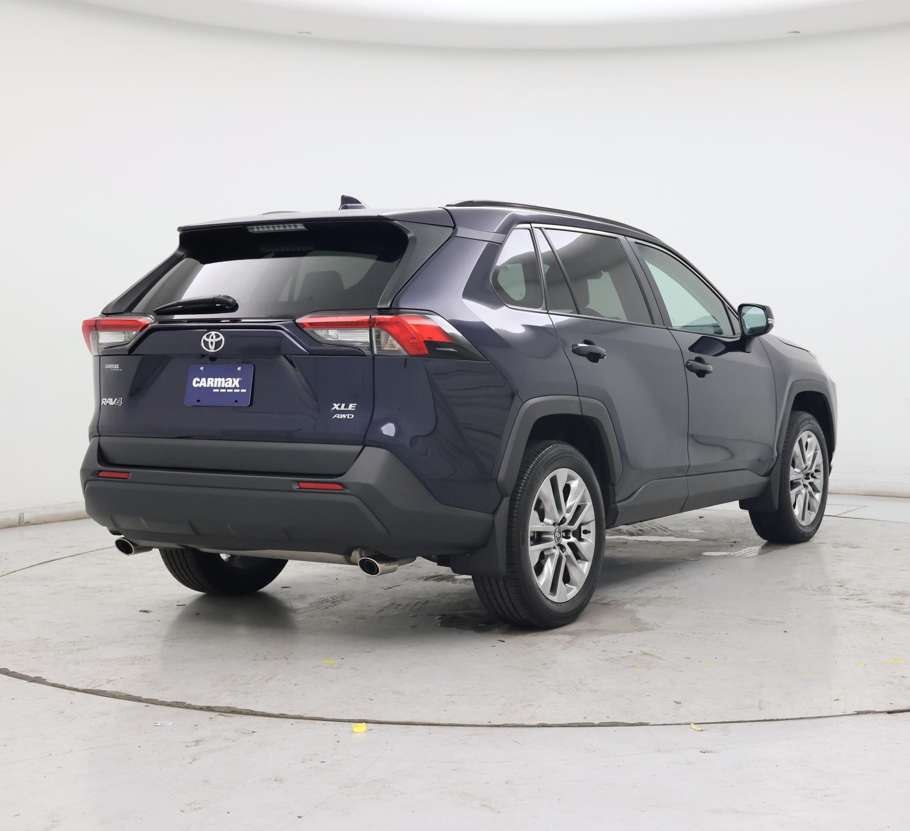 Thumbnail: 2025 Toyota RAV4 - 8