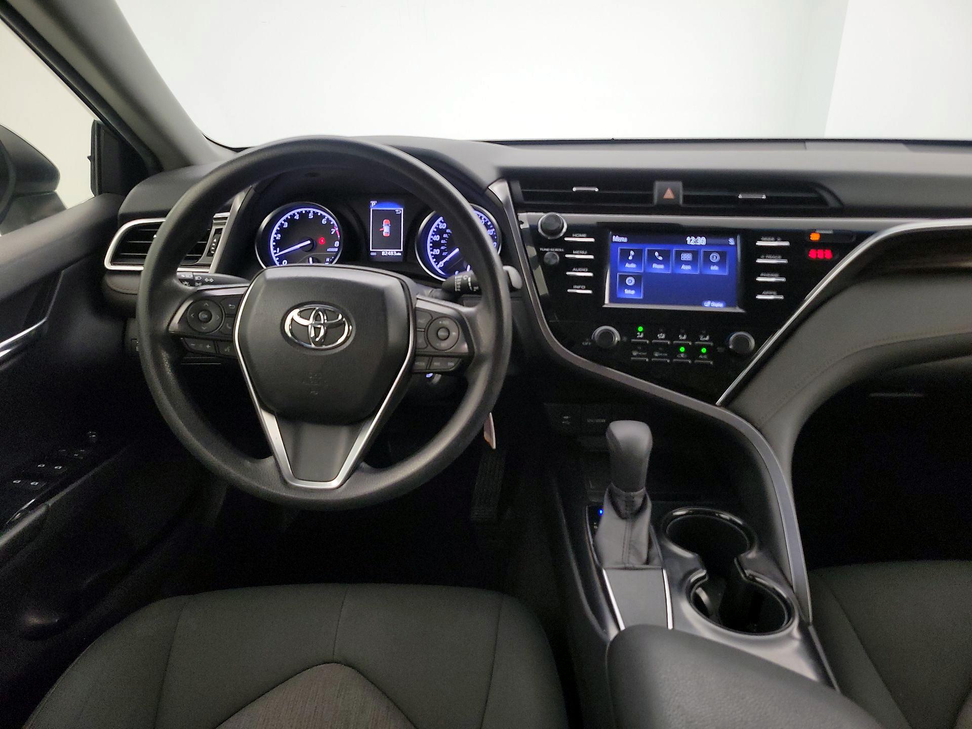Thumbnail: 2018 Toyota Camry - 10