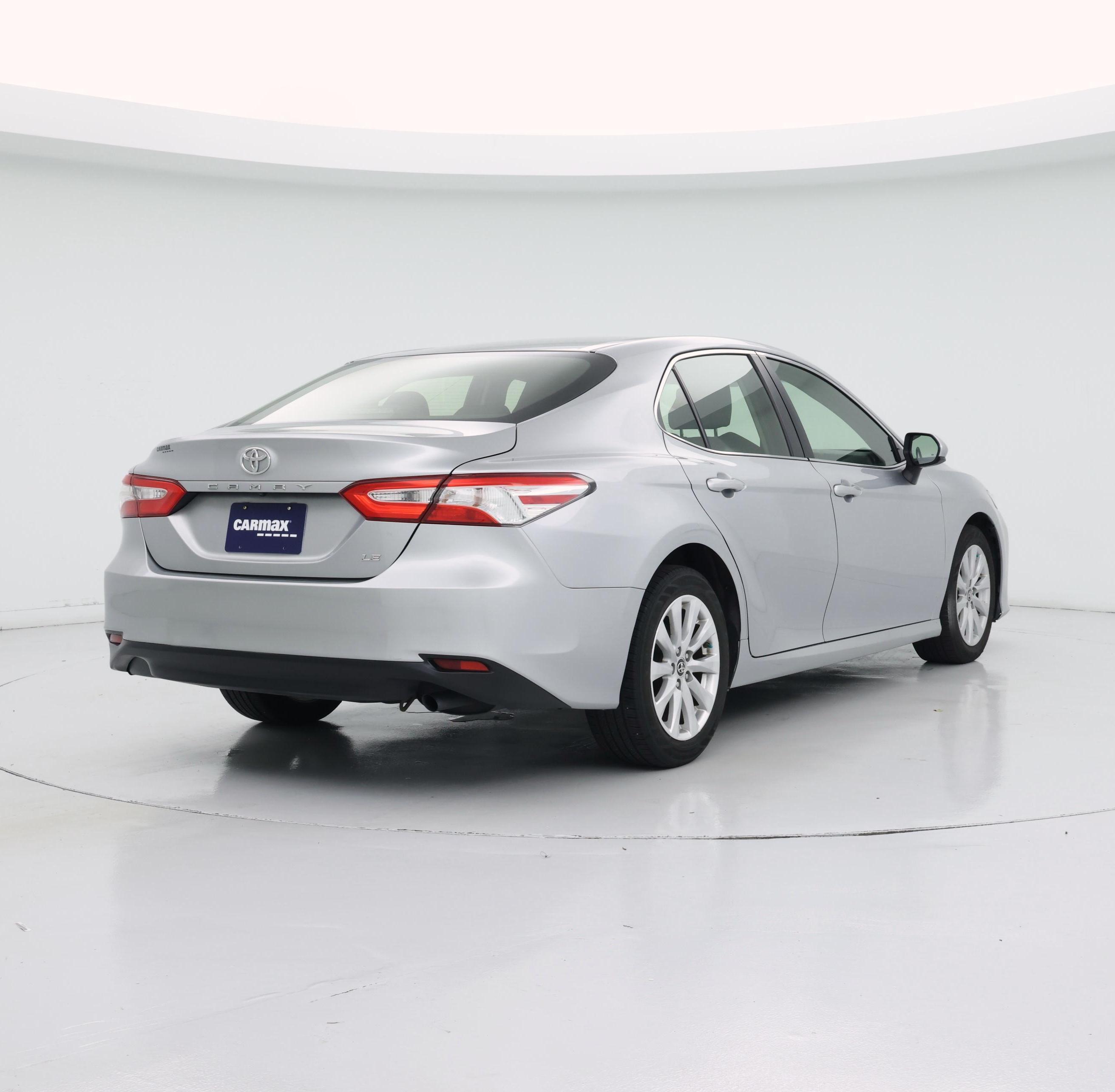 Thumbnail: 2018 Toyota Camry - 8