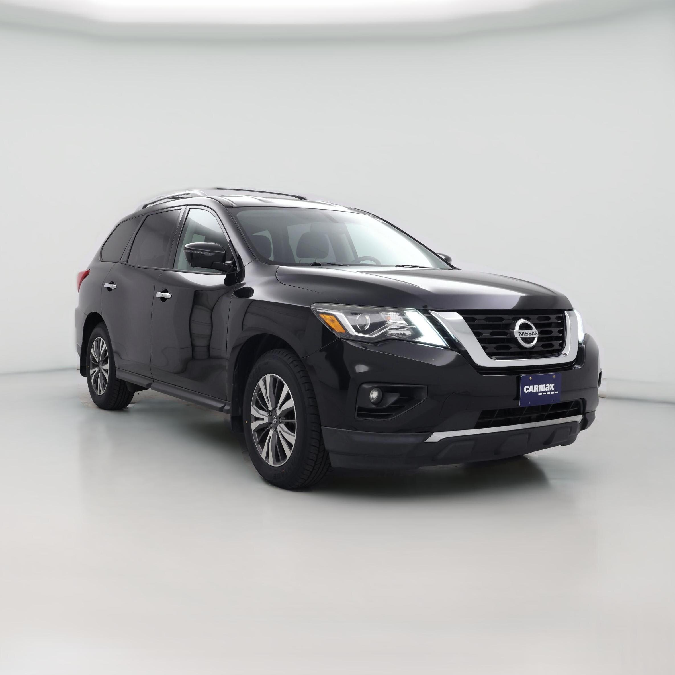 Thumbnail: 2017 Nissan Pathfinder - 1