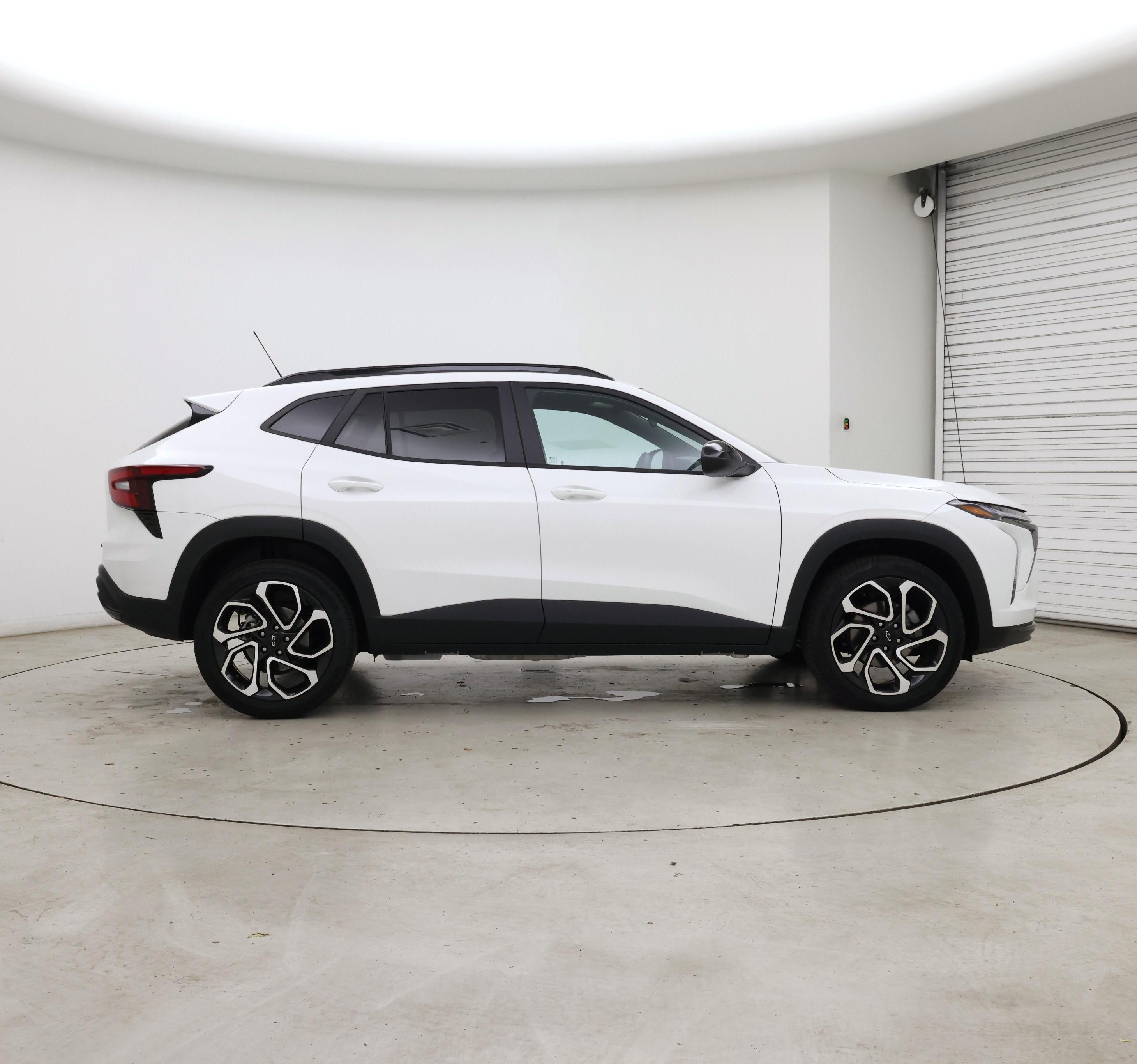 Thumbnail: 2025 Chevrolet Trax - 7