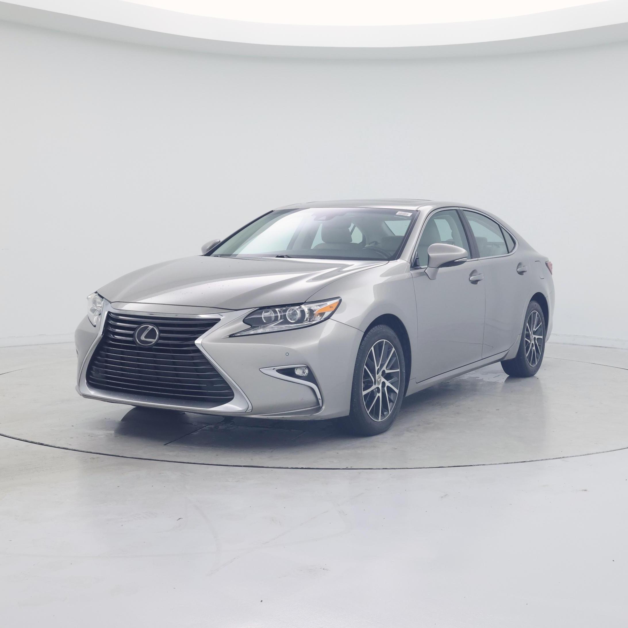 Thumbnail: 2016 Lexus ES - 4