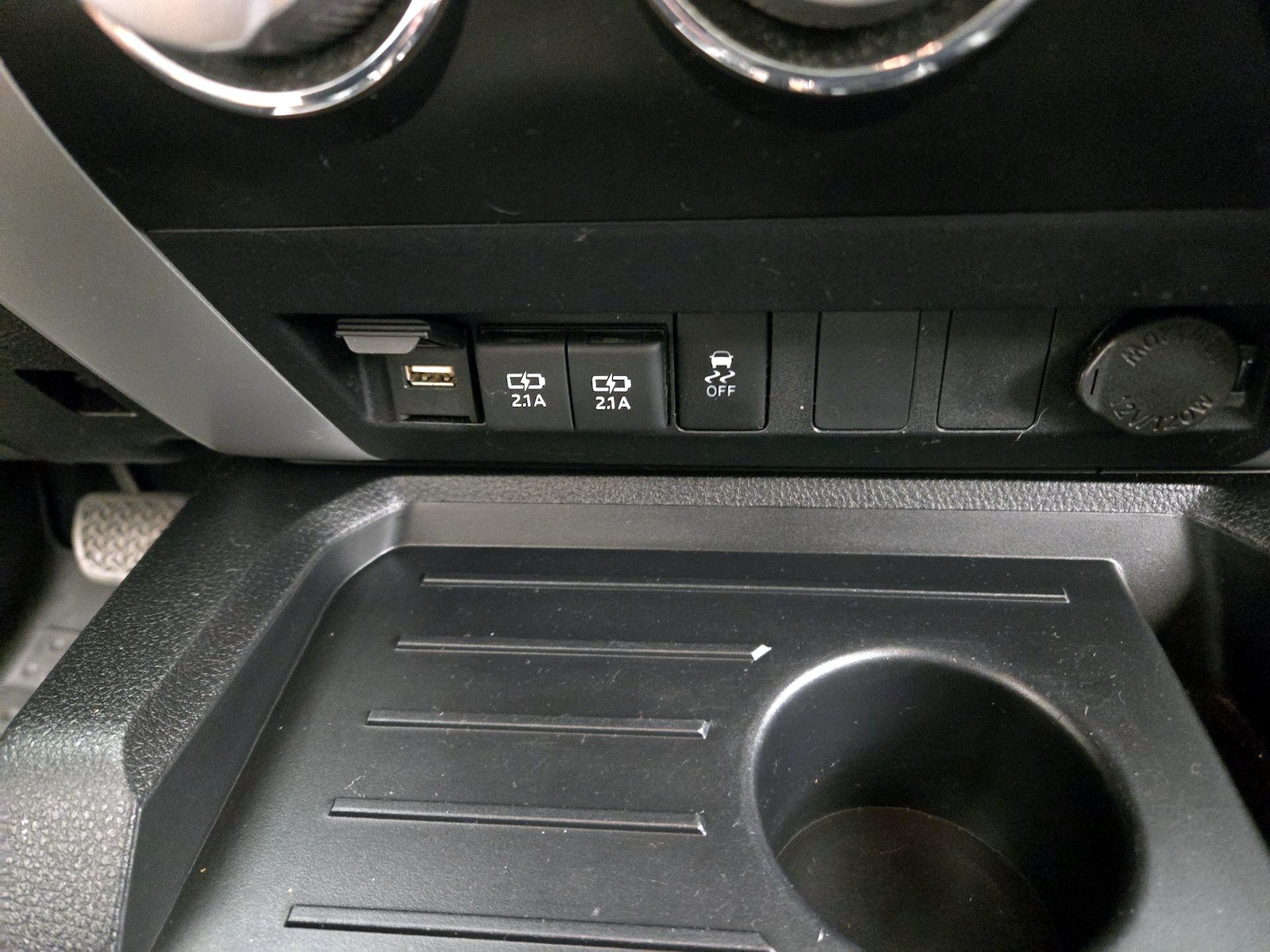 2021 Toyota Tundra SR5 - Photo 19