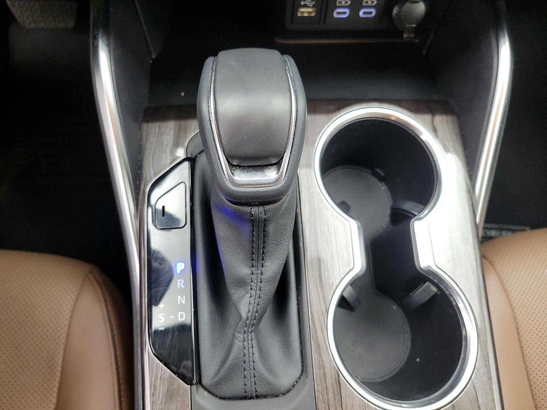 Thumbnail: 2025 Toyota Highlander - 17