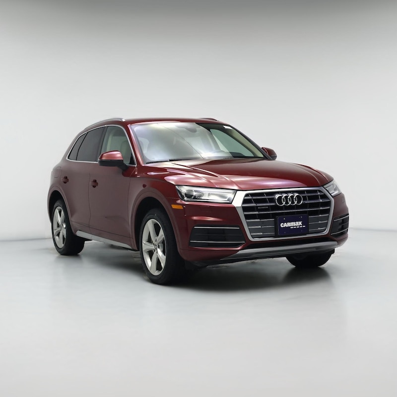 2020 Audi Q5 Titanium Premium
