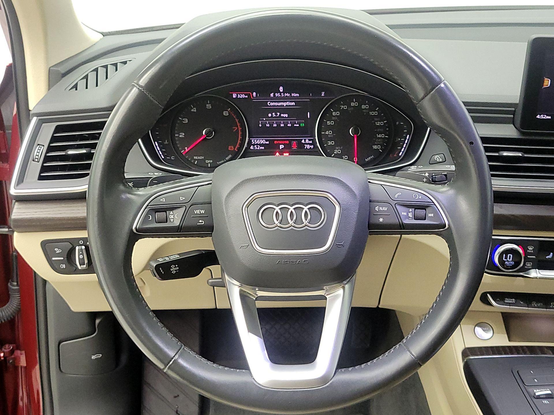 Thumbnail: 2020 Audi Q5 - 10