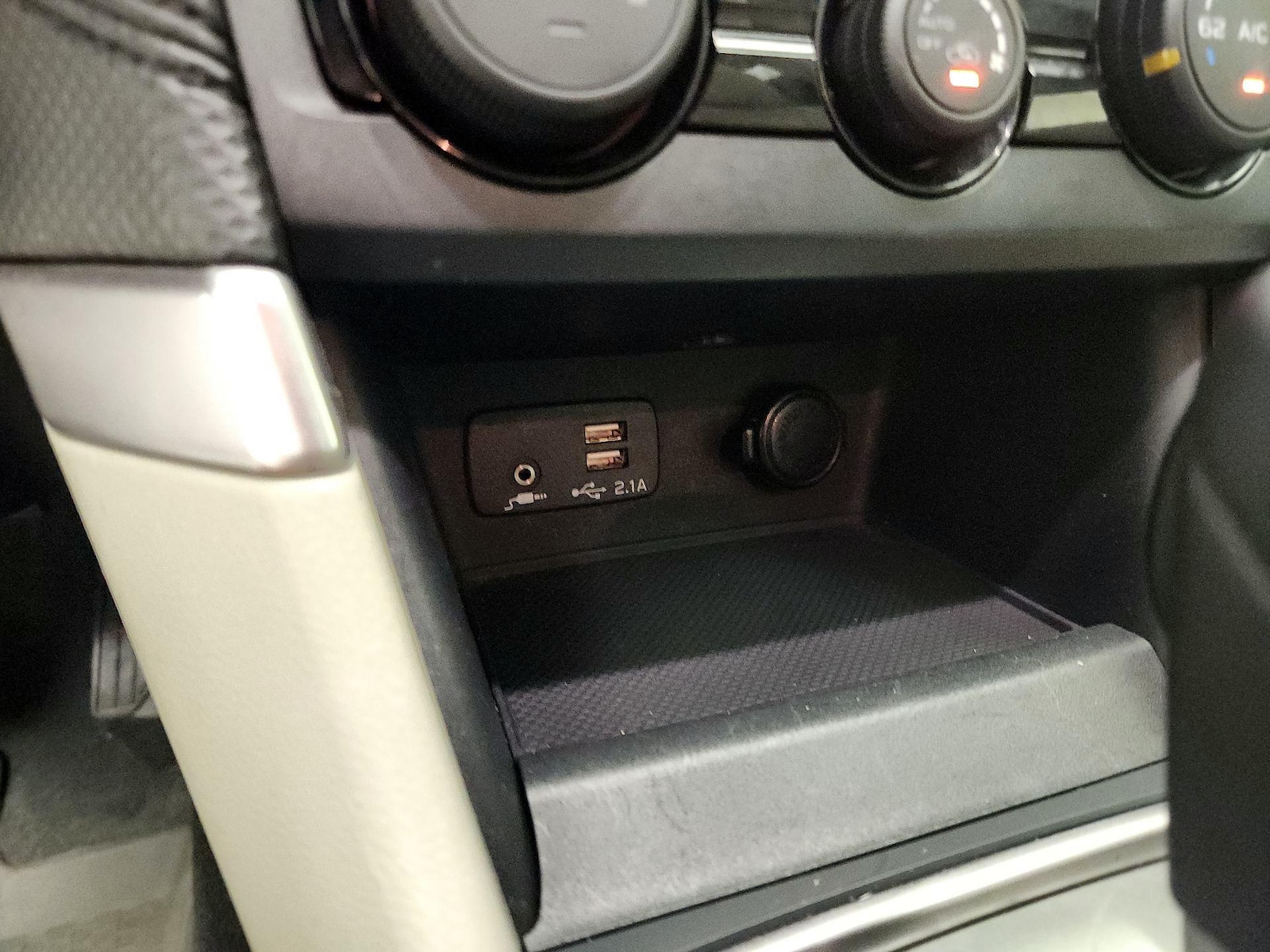 2020 Subaru Forester Premium - Photo 19