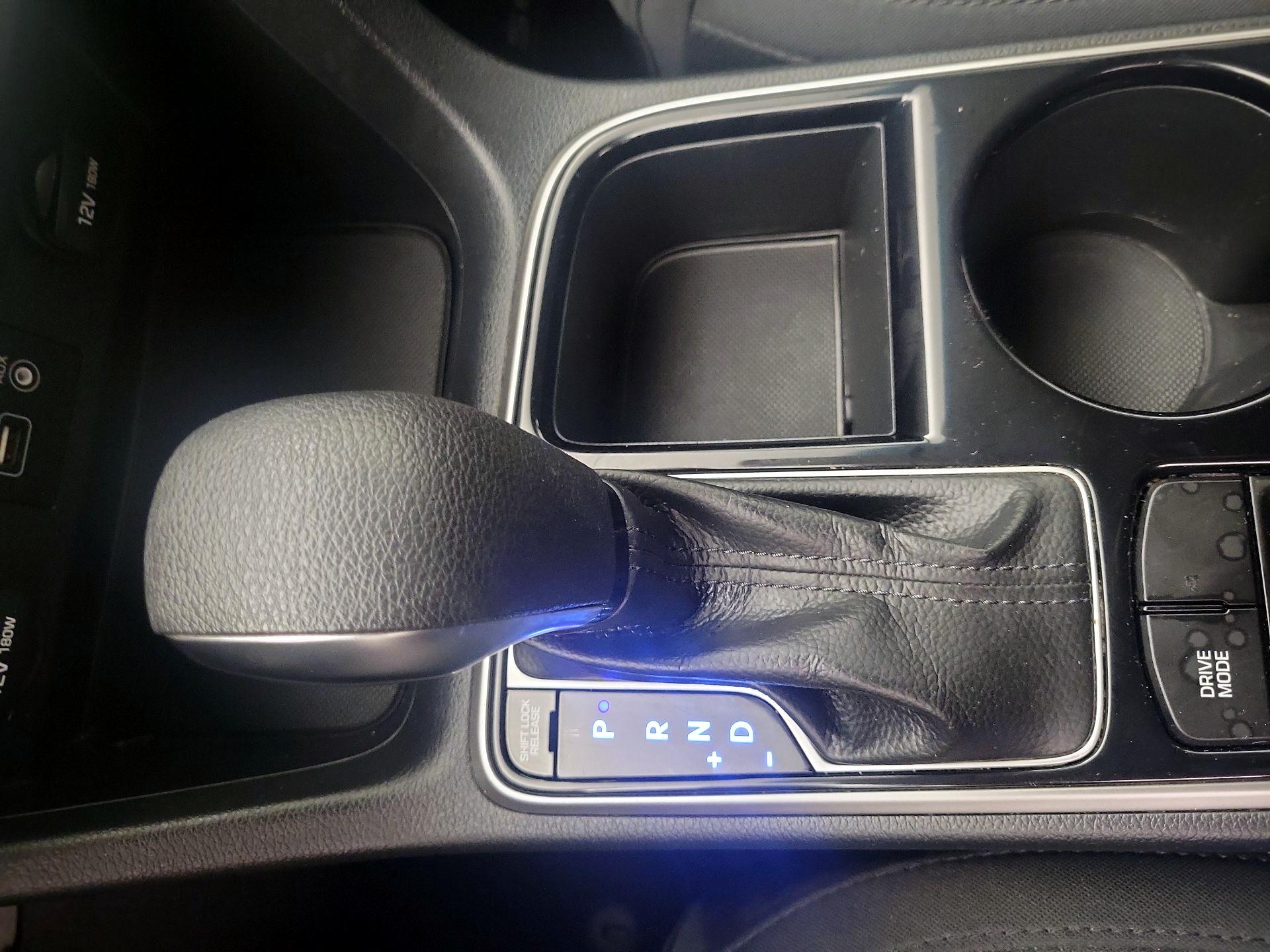 Thumbnail: 2019 Hyundai Sonata - 17