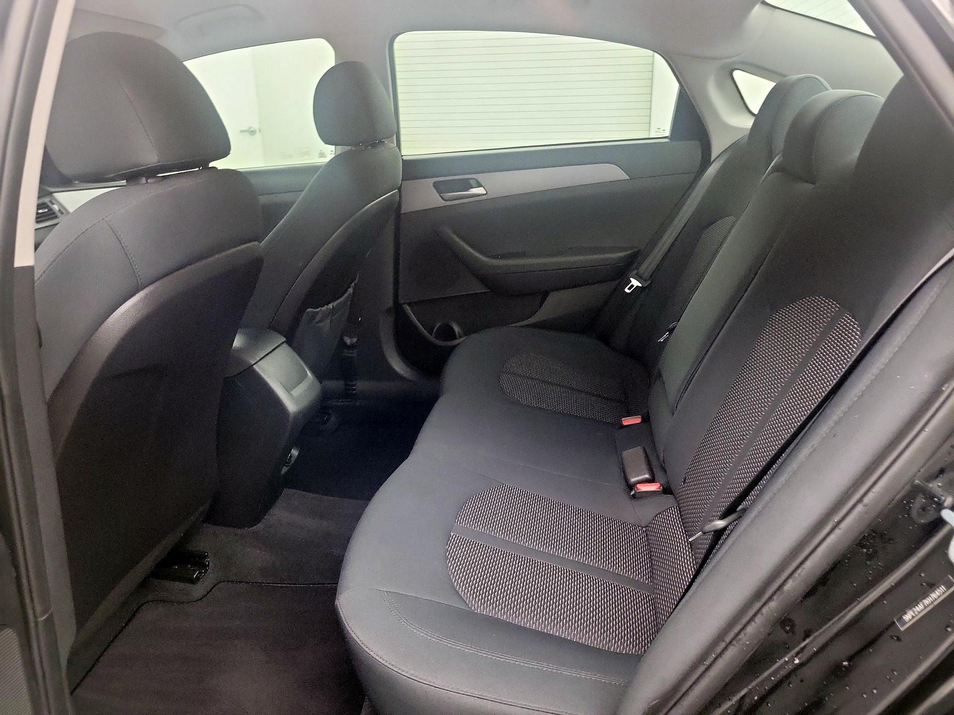 Thumbnail: 2019 Hyundai Sonata - 19