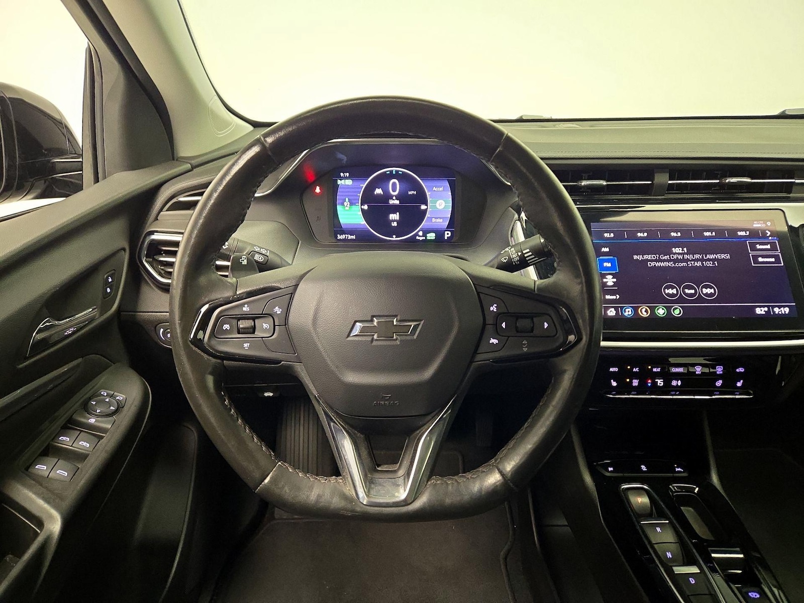 2023 Chevrolet Bolt EUV LT - Photo 11