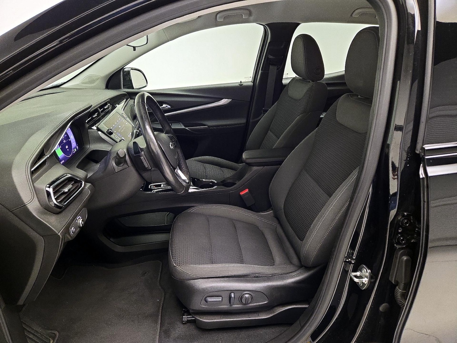 2023 Chevrolet Bolt EUV LT - Photo 12