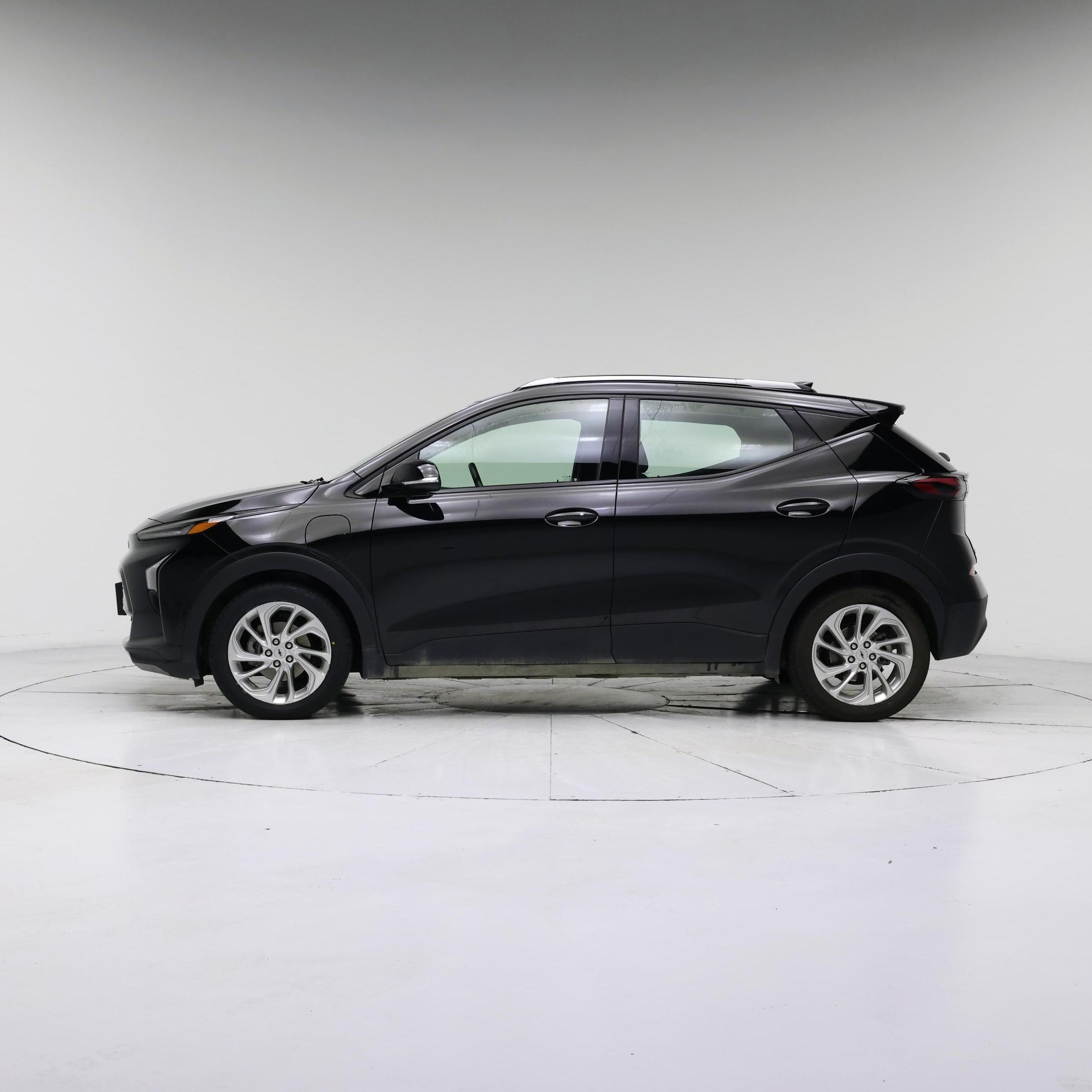 Thumbnail: 2023 Chevrolet Bolt EUV - 3