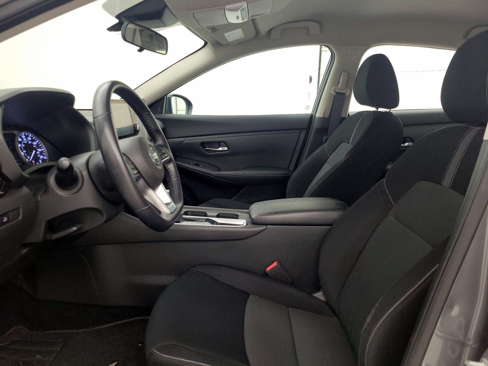 Thumbnail: 2020 Nissan Sentra - 11