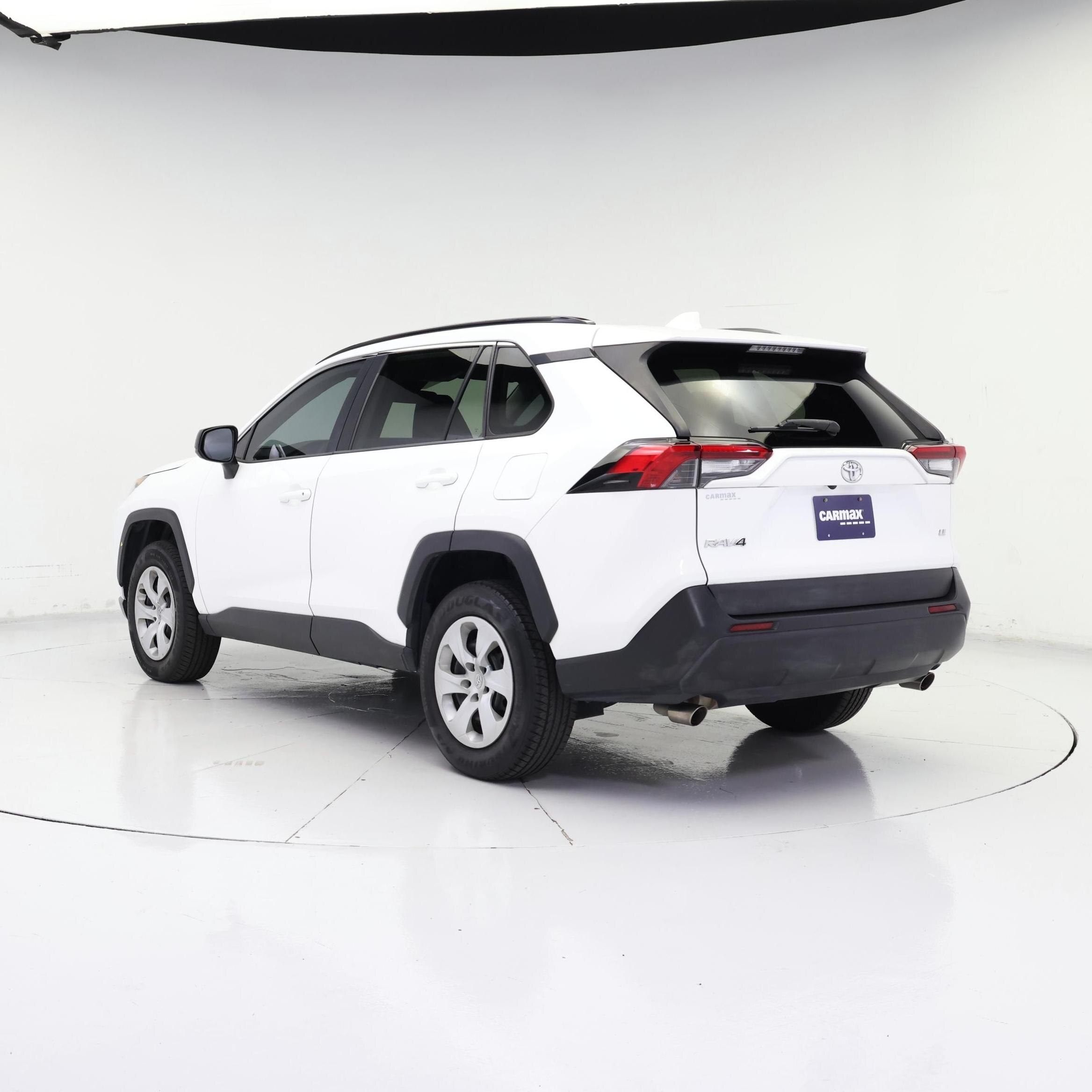 Thumbnail: 2019 Toyota RAV4 - 2