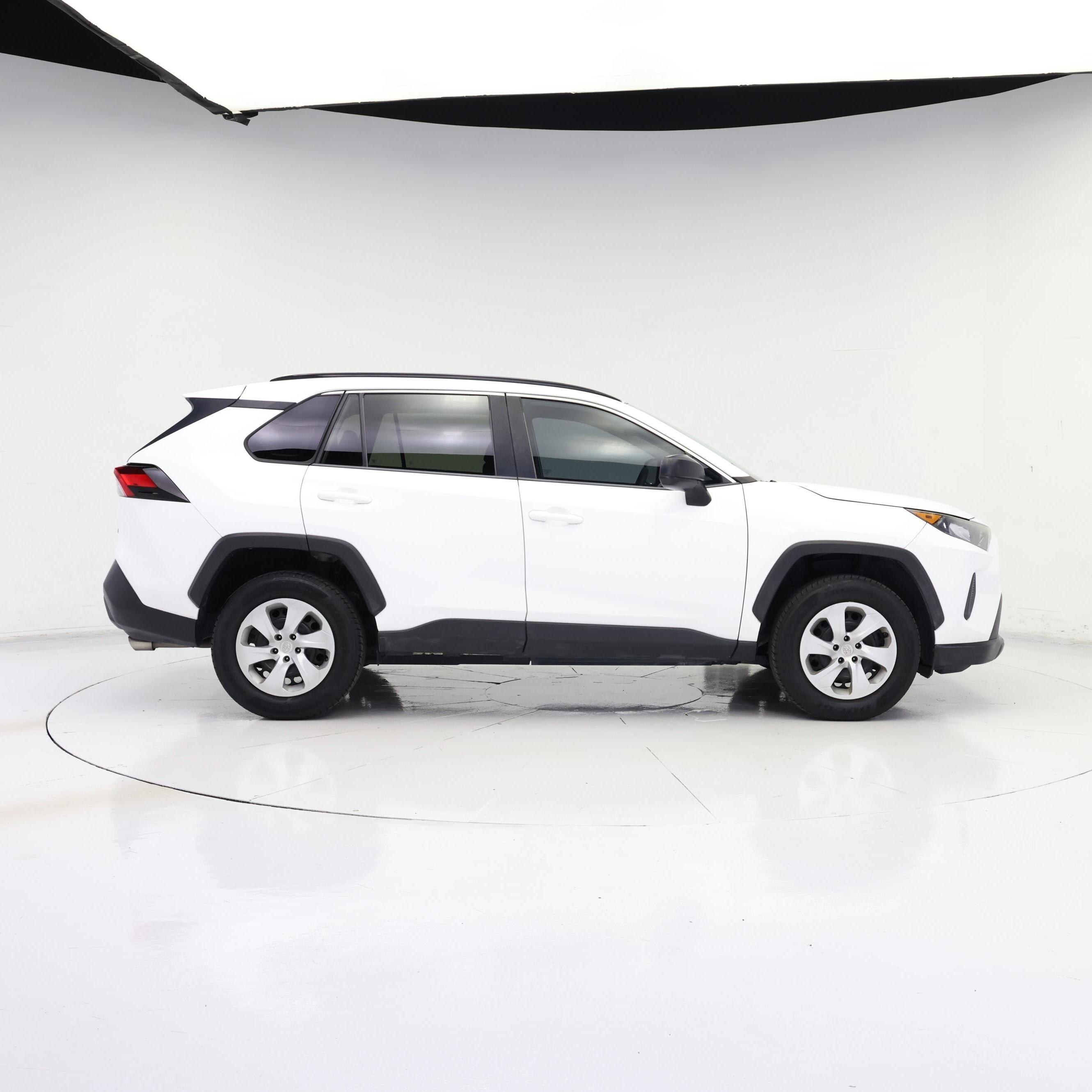 Thumbnail: 2019 Toyota RAV4 - 7