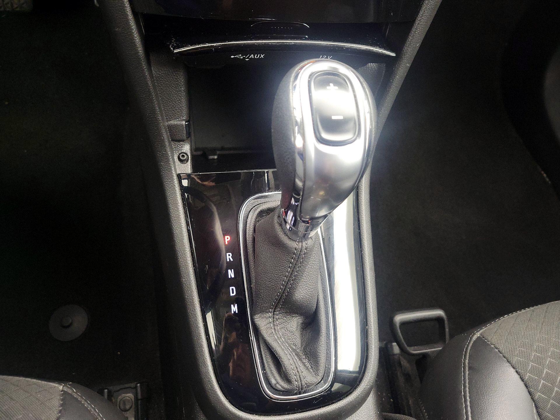 Thumbnail: 2018 Buick Encore - 17