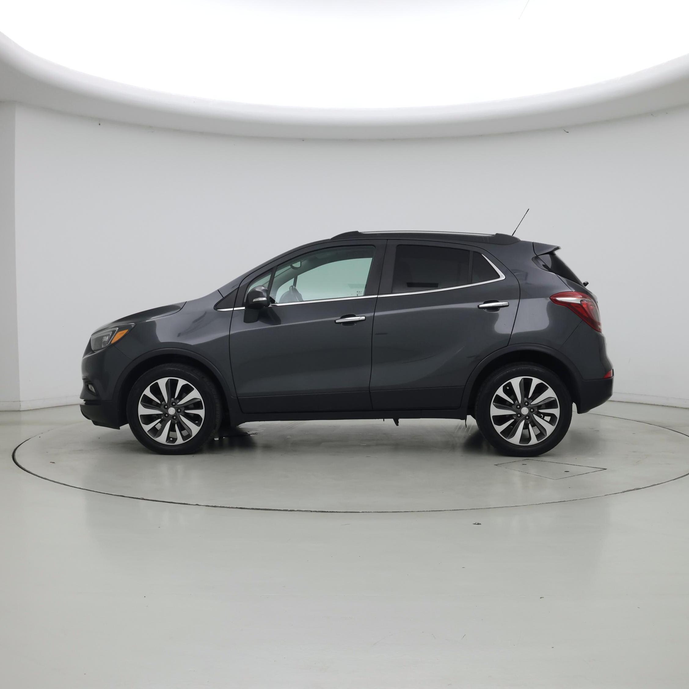 Thumbnail: 2018 Buick Encore - 3