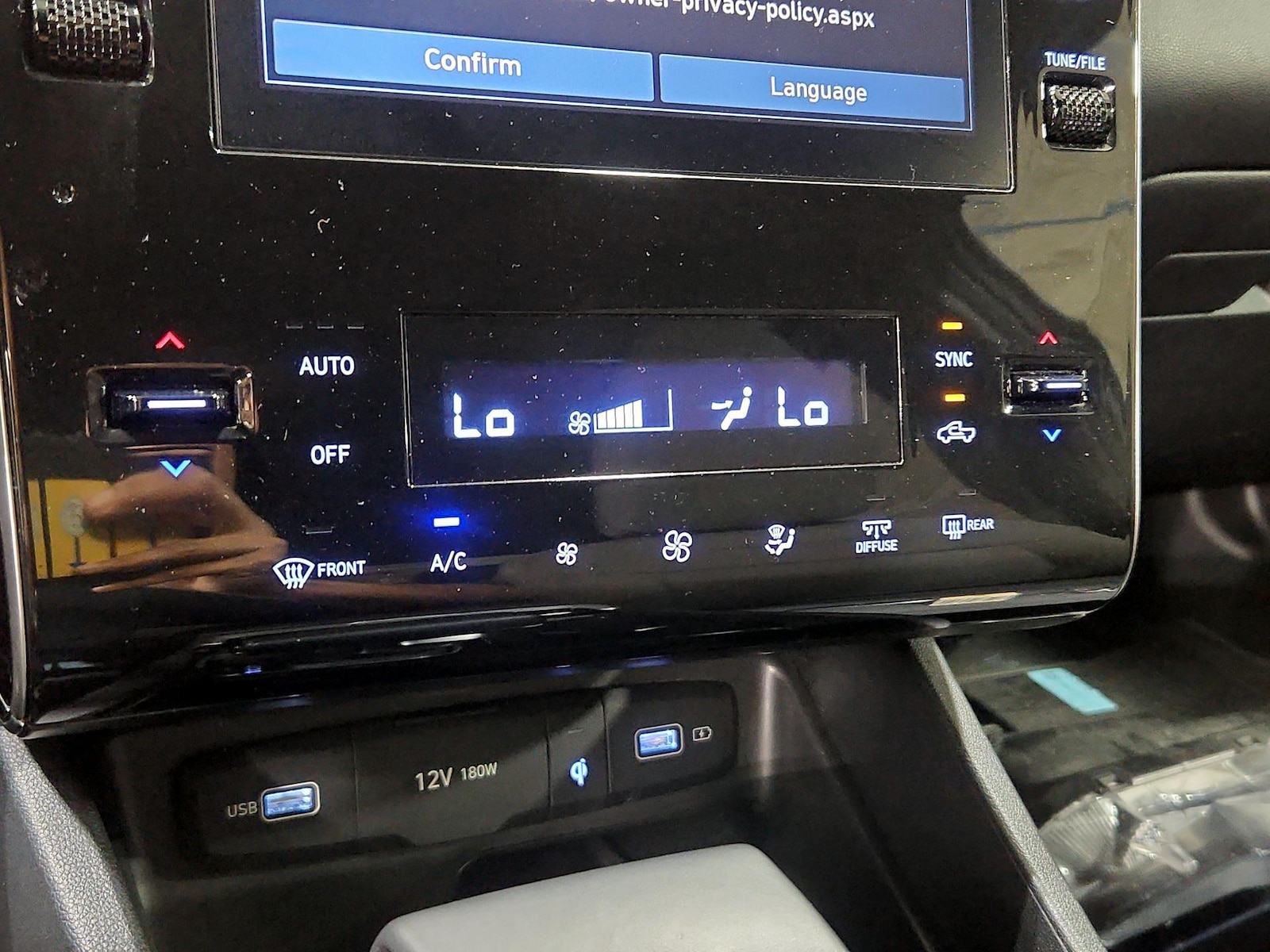 2022 Hyundai Santa Cruz SEL Premium - Photo 17