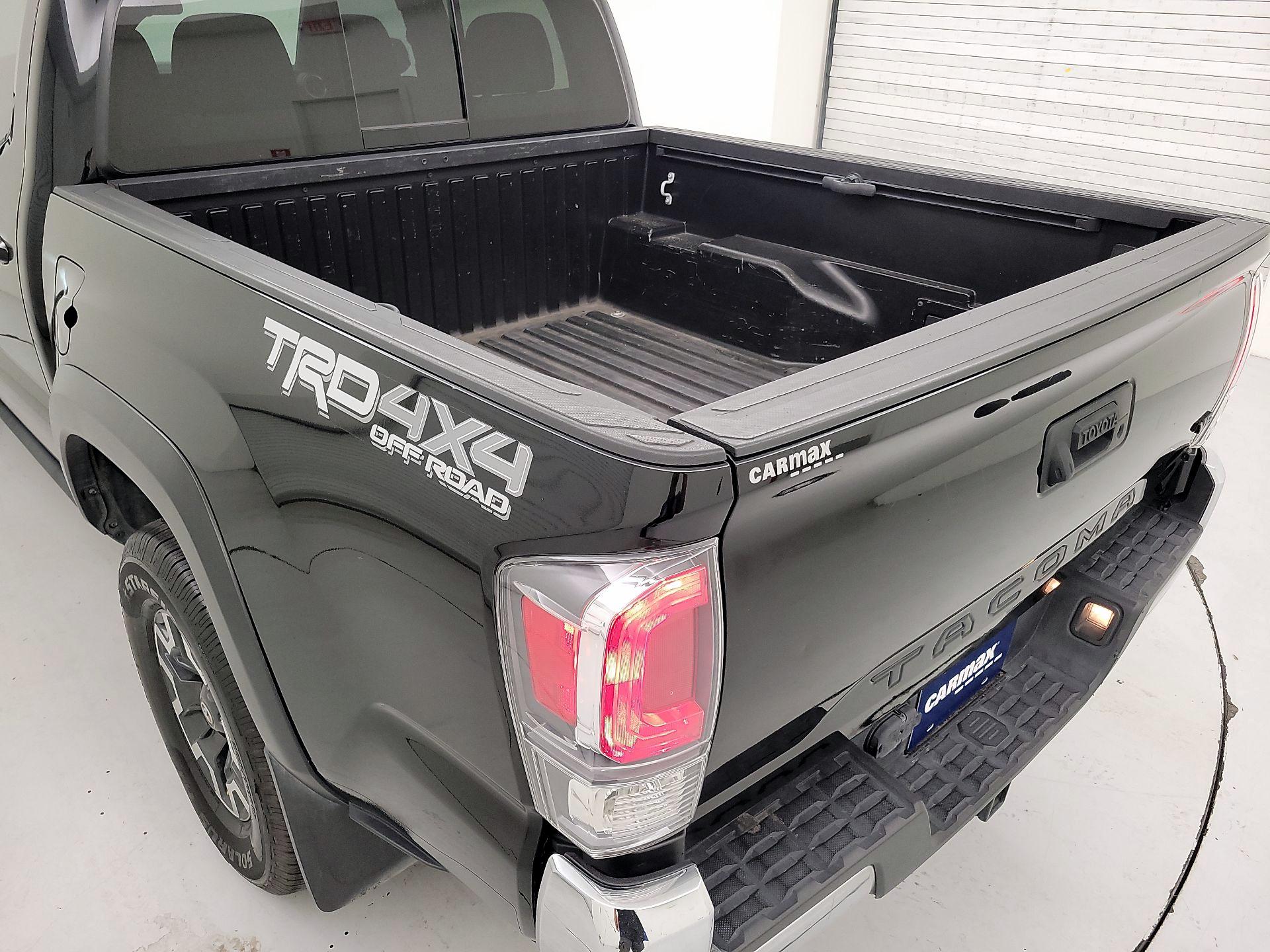 Thumbnail: 2021 Toyota Tacoma - 20