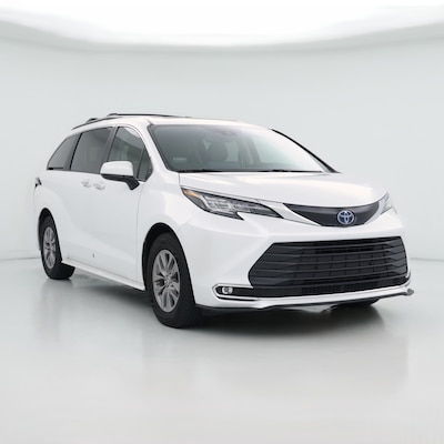 2022 Toyota Sienna Hybrid XLE