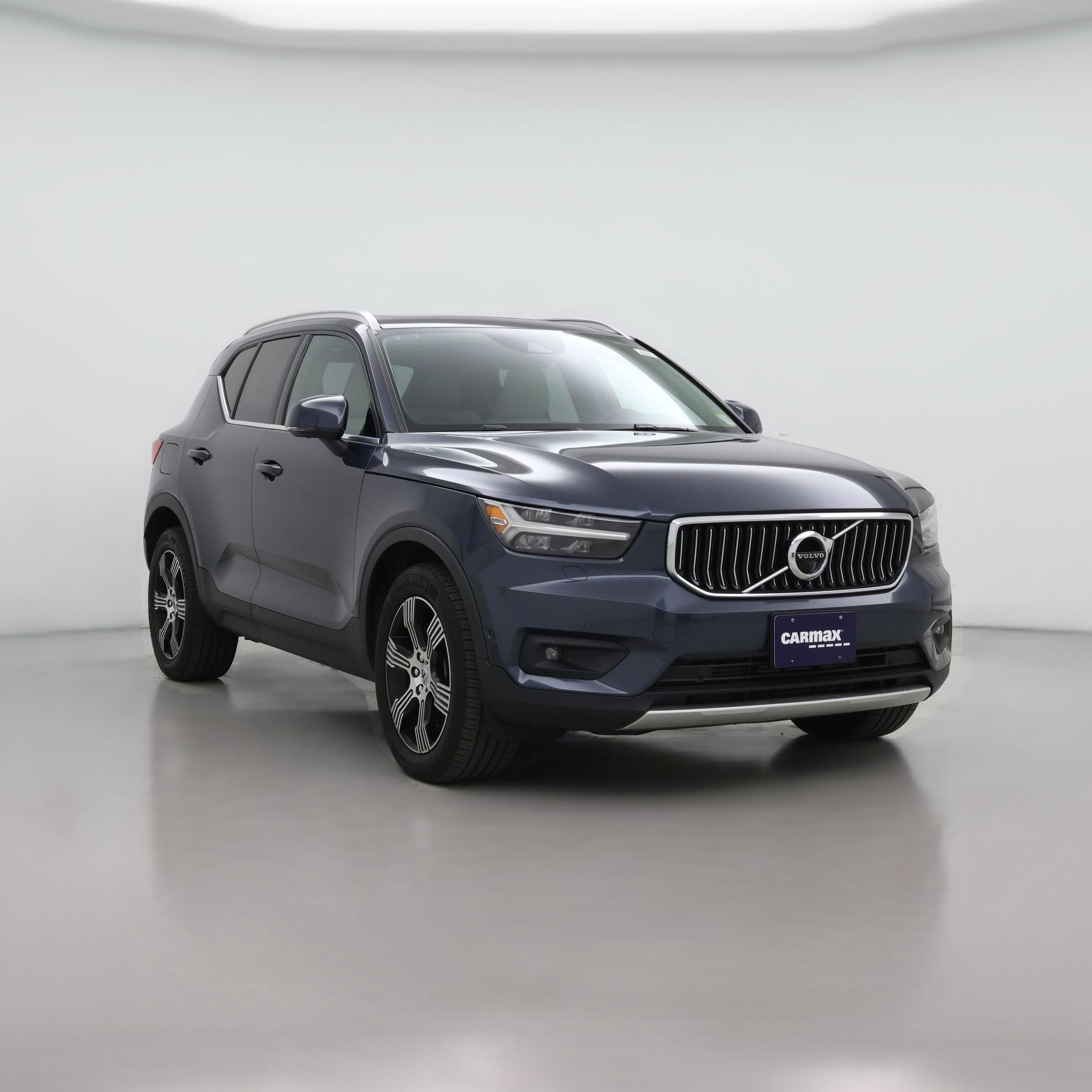 Thumbnail: 2021 Volvo XC40 - 1