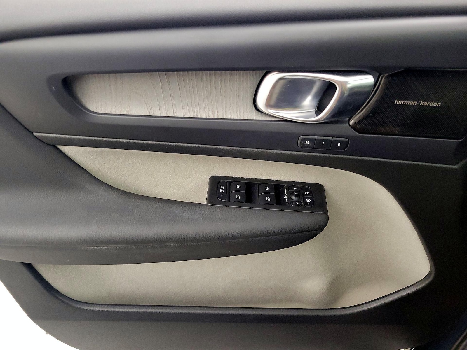 2021 Volvo XC40 Inscription - Photo 13